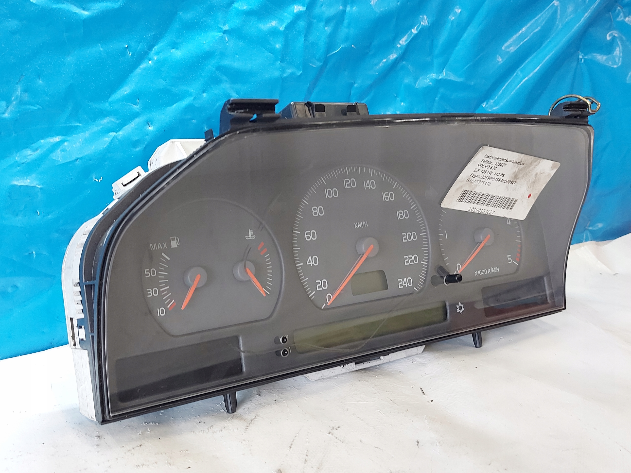 dials clock VOLVO S70 2.5 B 9472523