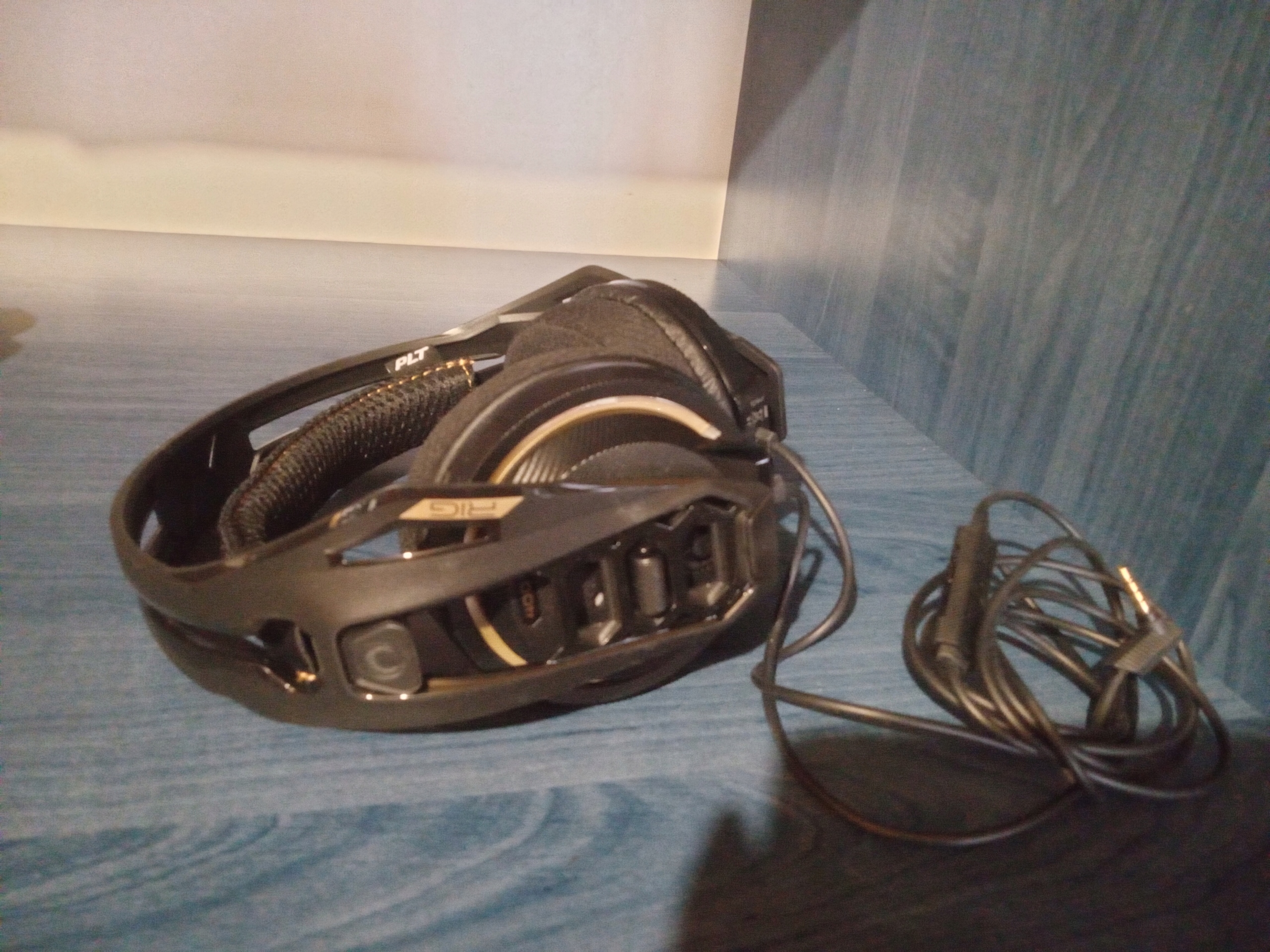Słuchawki Plantronics RIG 400HS EAN (GTIN) 5033588050988
