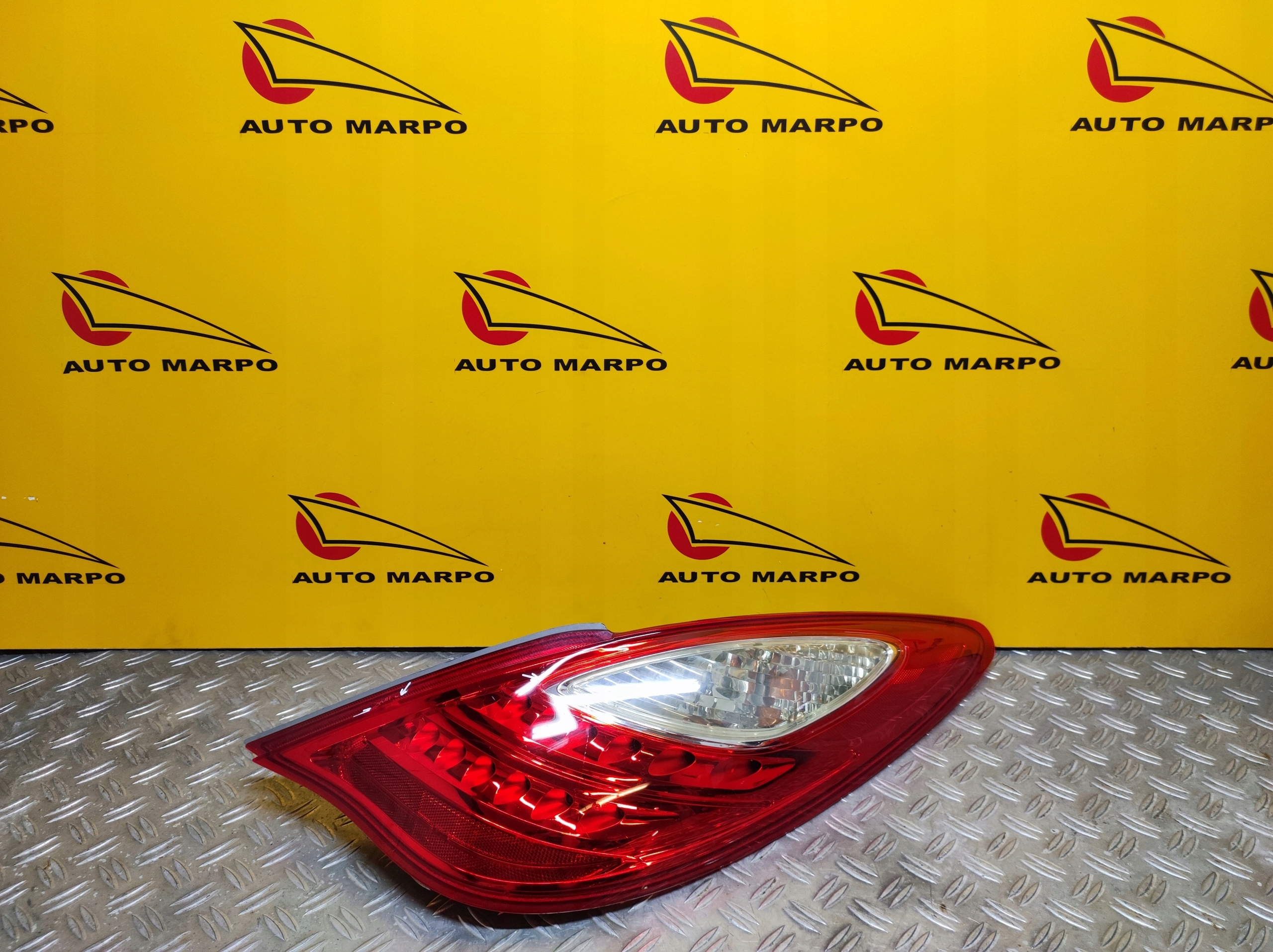 TOYOTA СОЛОРА 2007-2008 ФАРА ЗАД. ПРАВА USA