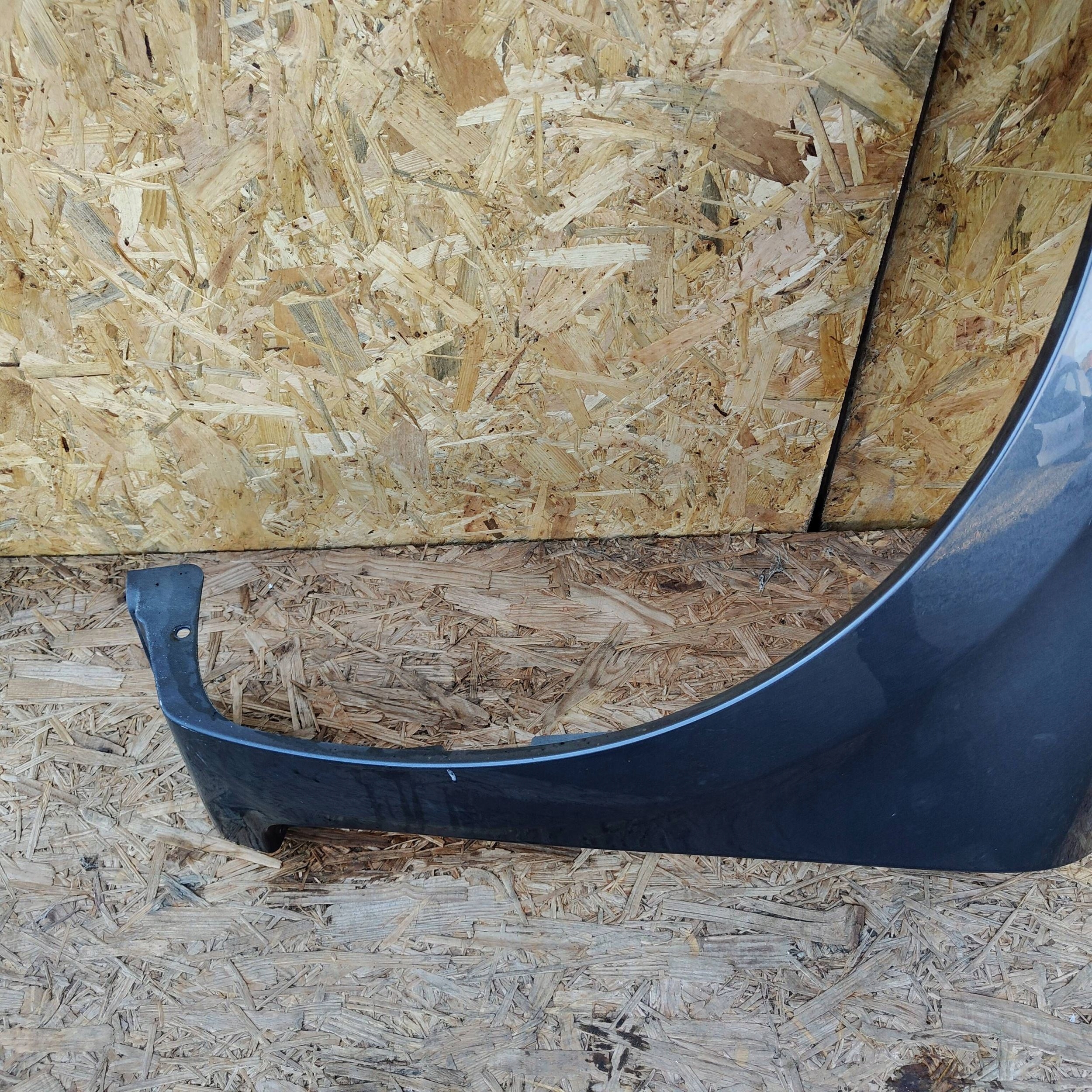 fender front side left Renault Clio IV
