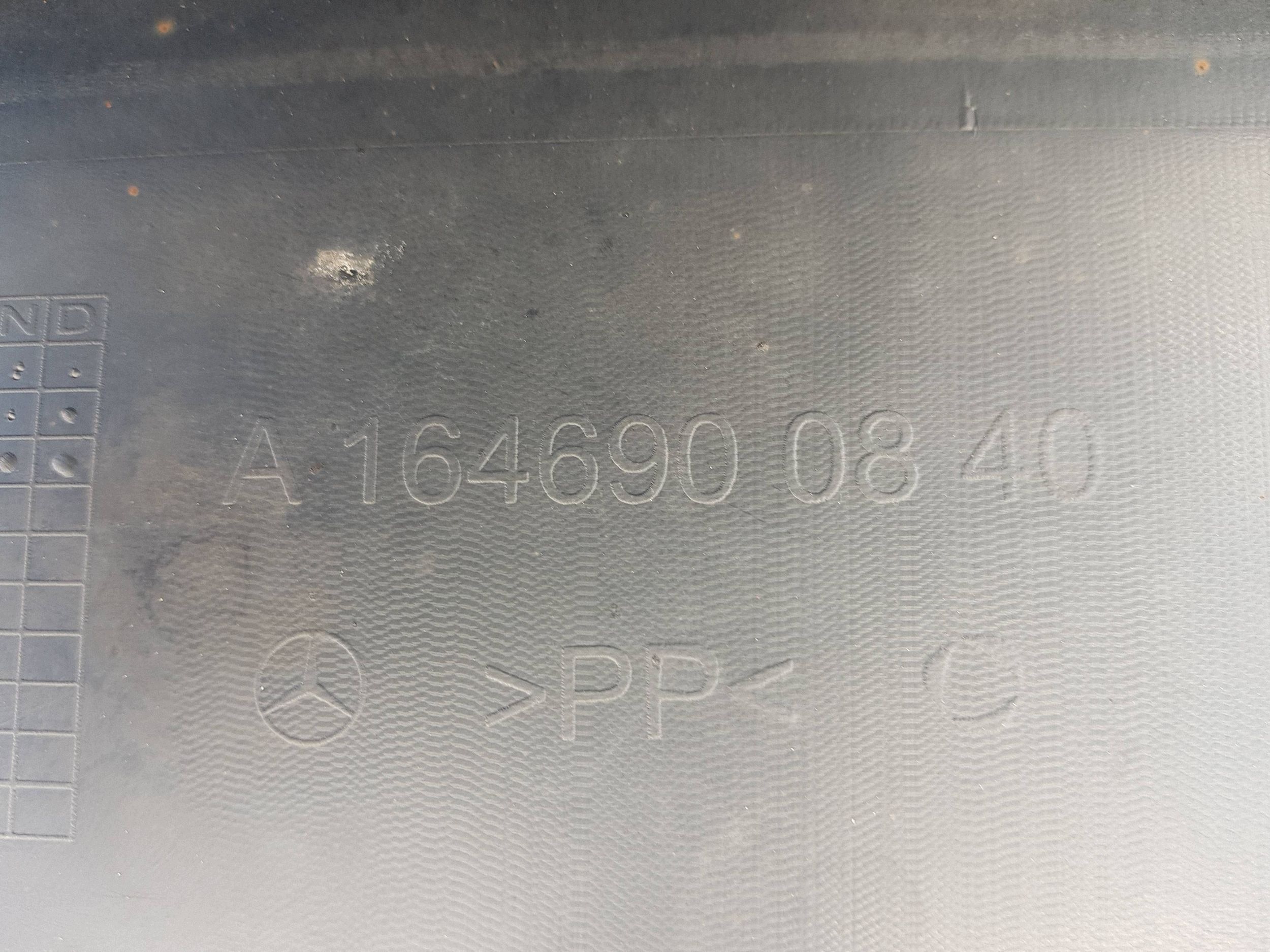 moulding threshold right side threshold Mercedes ML W164 1646900840