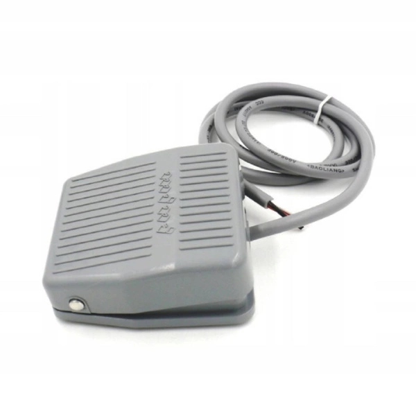 Przełącznik nożny TFS-201 z przewodem 2m - pedał sterowniczy Kod producenta 19048