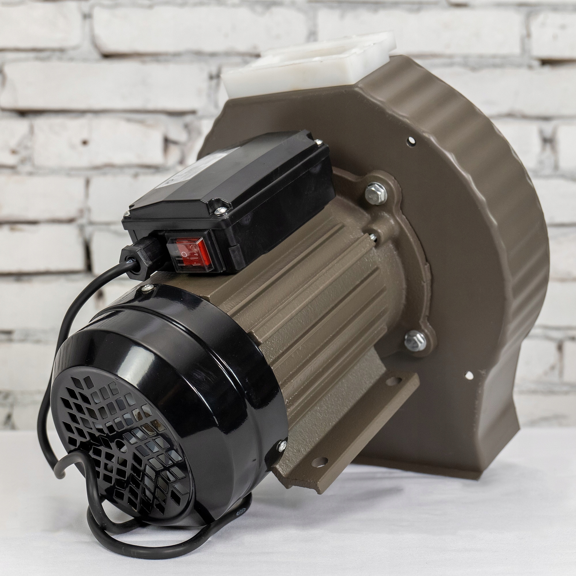 ŚRUTOWNIK do Pasz Rozdrabniacz do Zbóż MŁYNEK Nowy EAN (GTIN) 5060619110793