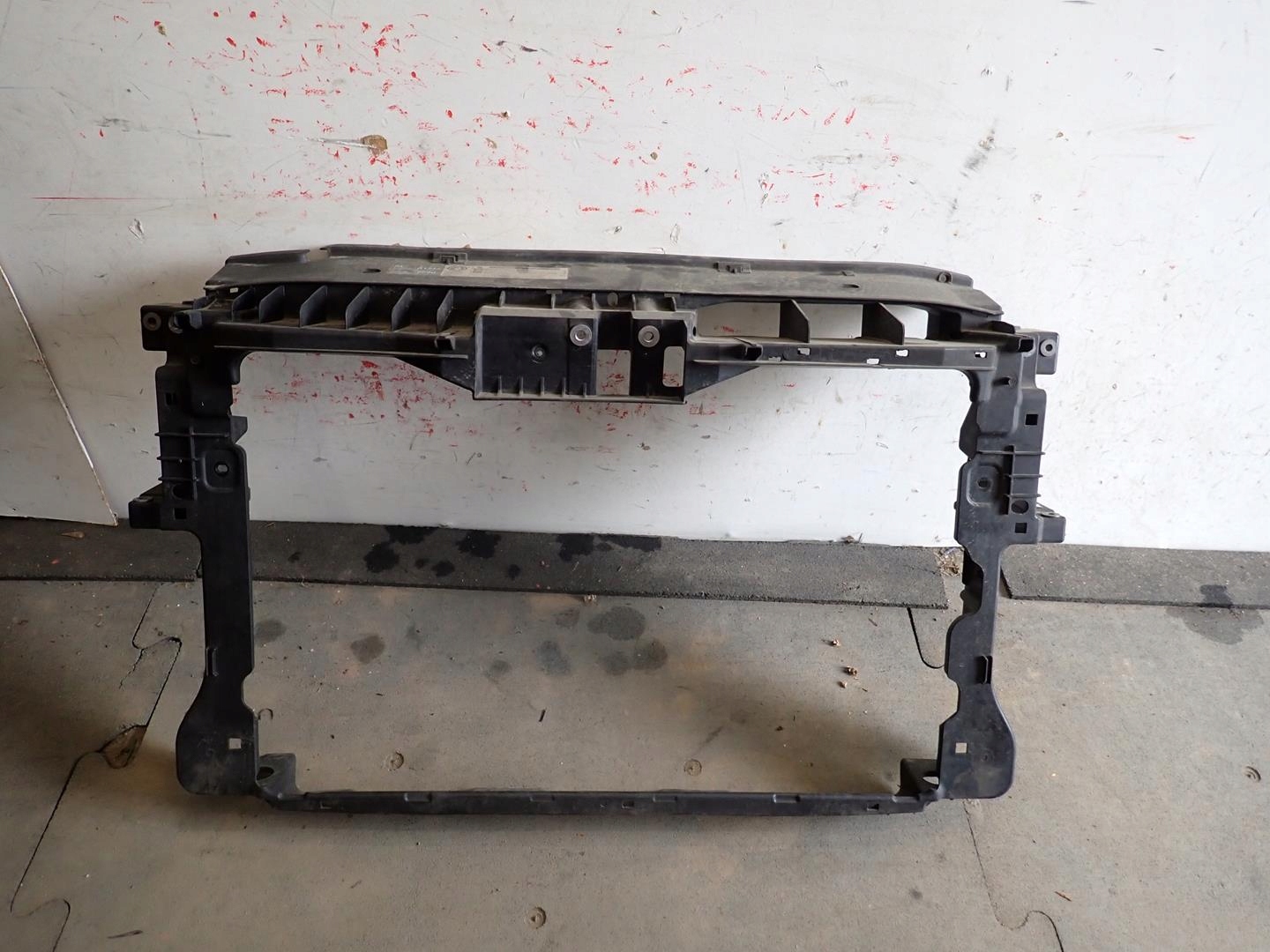 support panel for radiators VW TIGUAN 2007-2015 5N0805594D