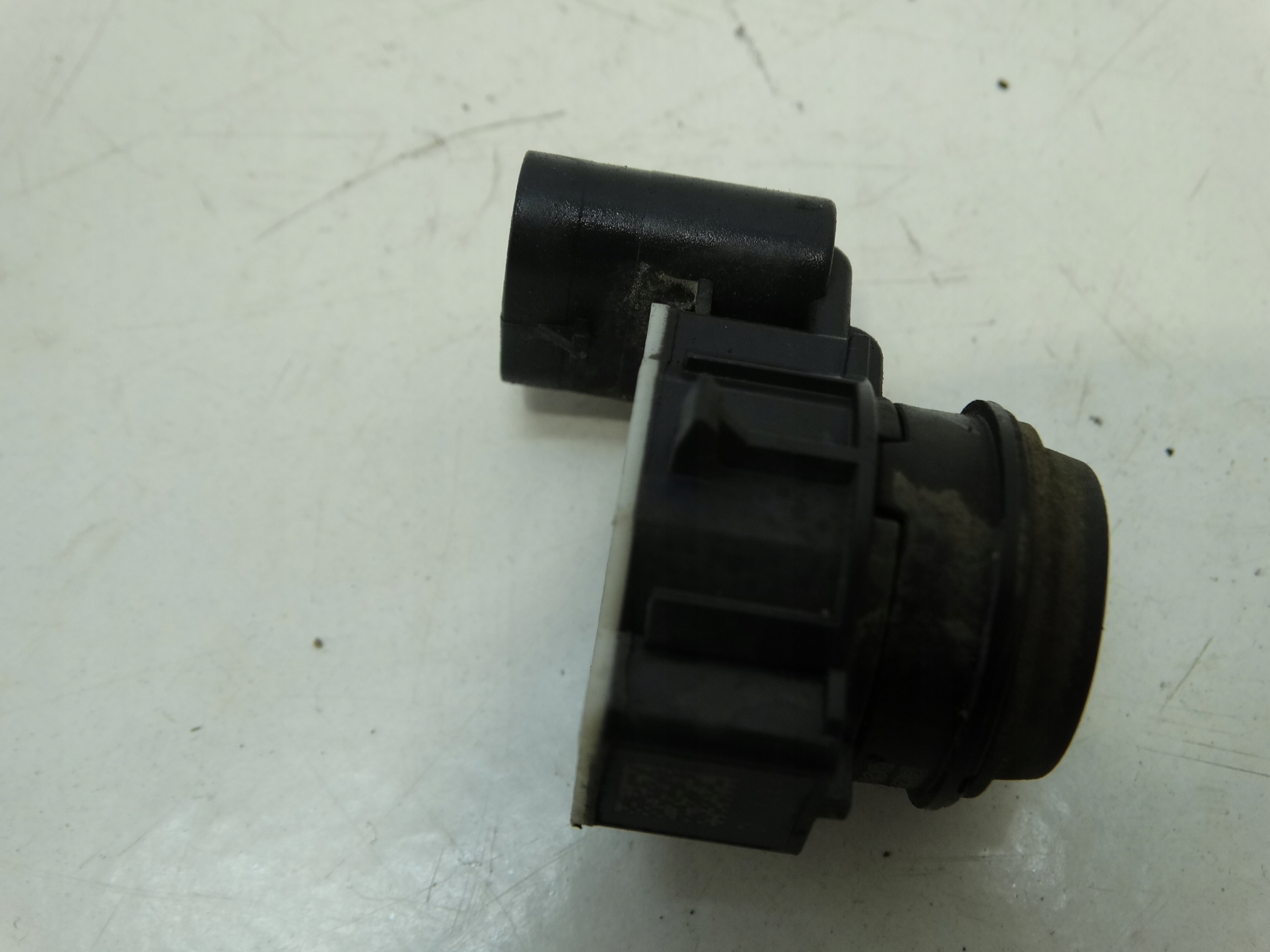 Sensor PDC Parken vorne BMW F20 2.0D 2013R.