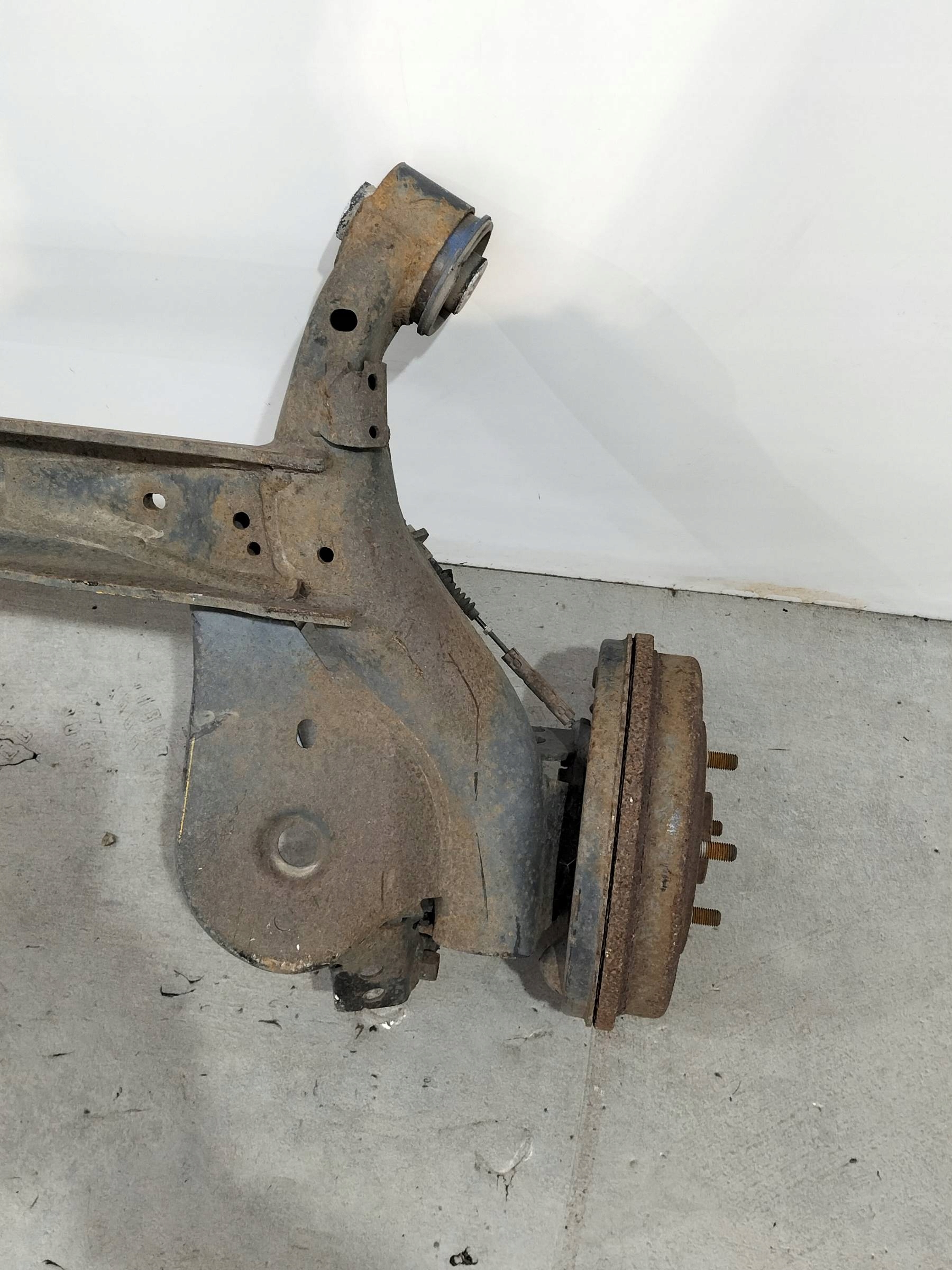 Achsträger heck Ford Transit Courier und (2014- )