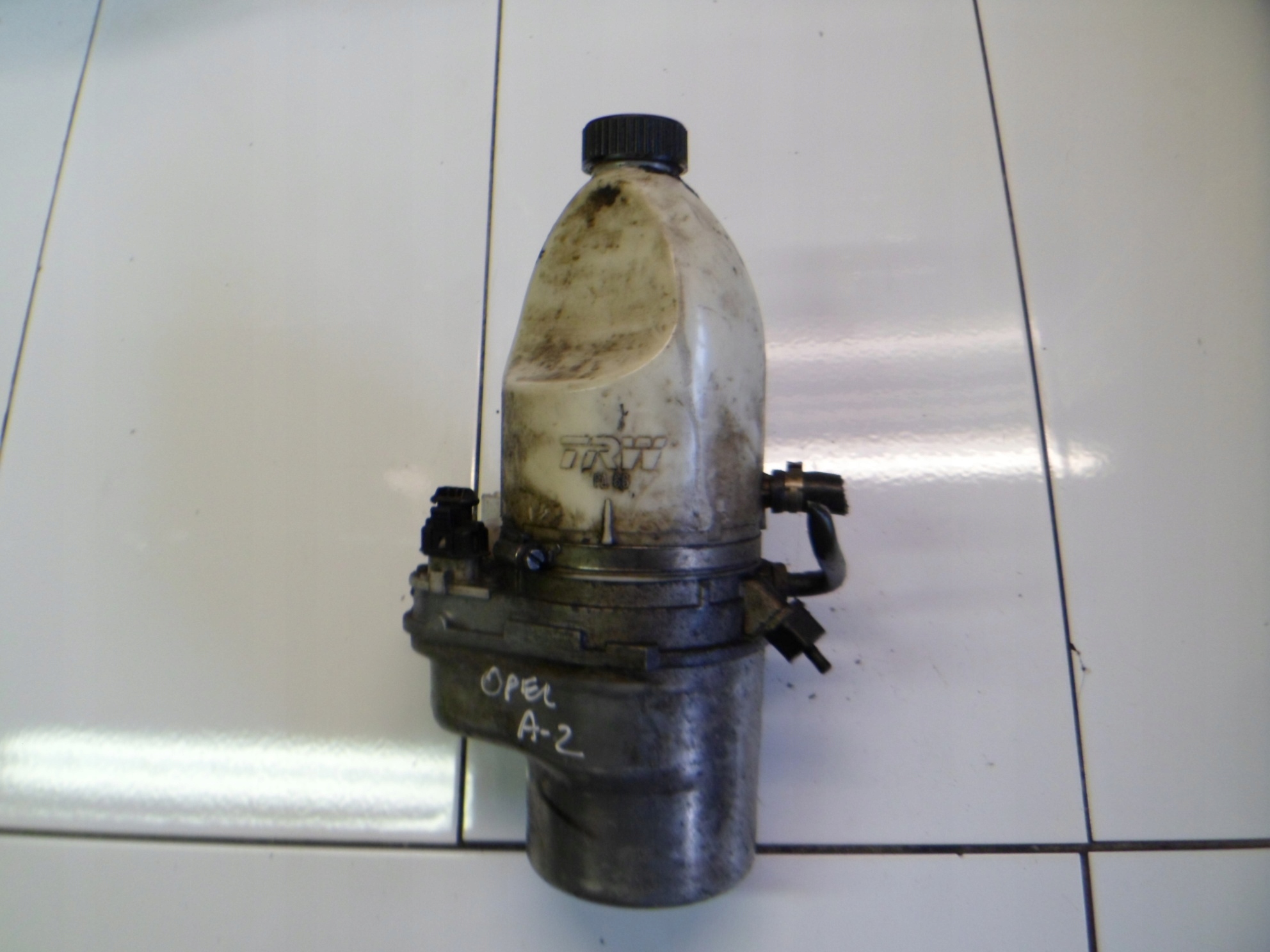 OPEL ASTRA III H servo pump electrical