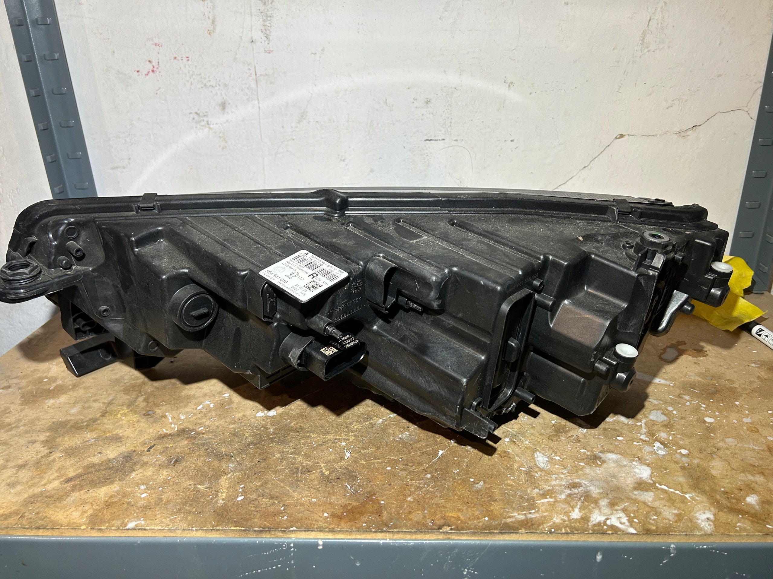 SKODA OCTAVIA IV 4 5E4 FULL LED LAMPA PRAWA PRZÓD PRZEDNI REFLEKTOR Numer katalogowy części 5E4 941 016 5E4941016 7122 5E4 941 016 7176 5E4941016