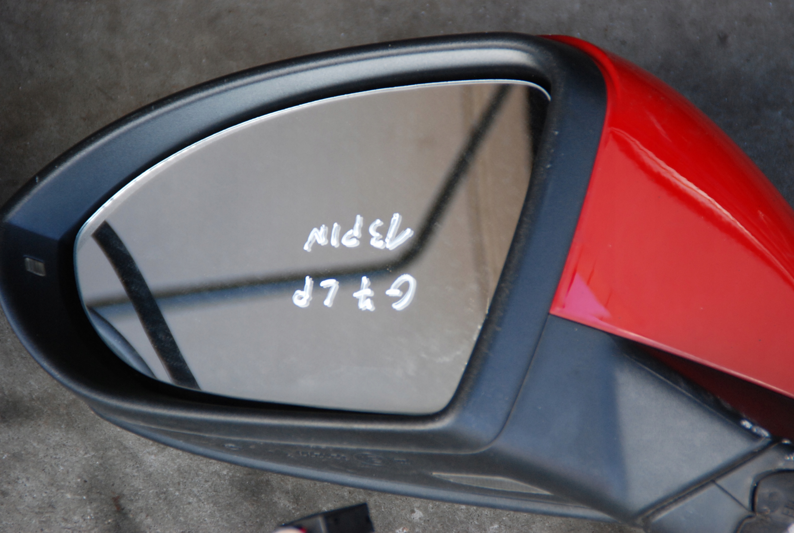 vw GOLF VII зеркало л / P