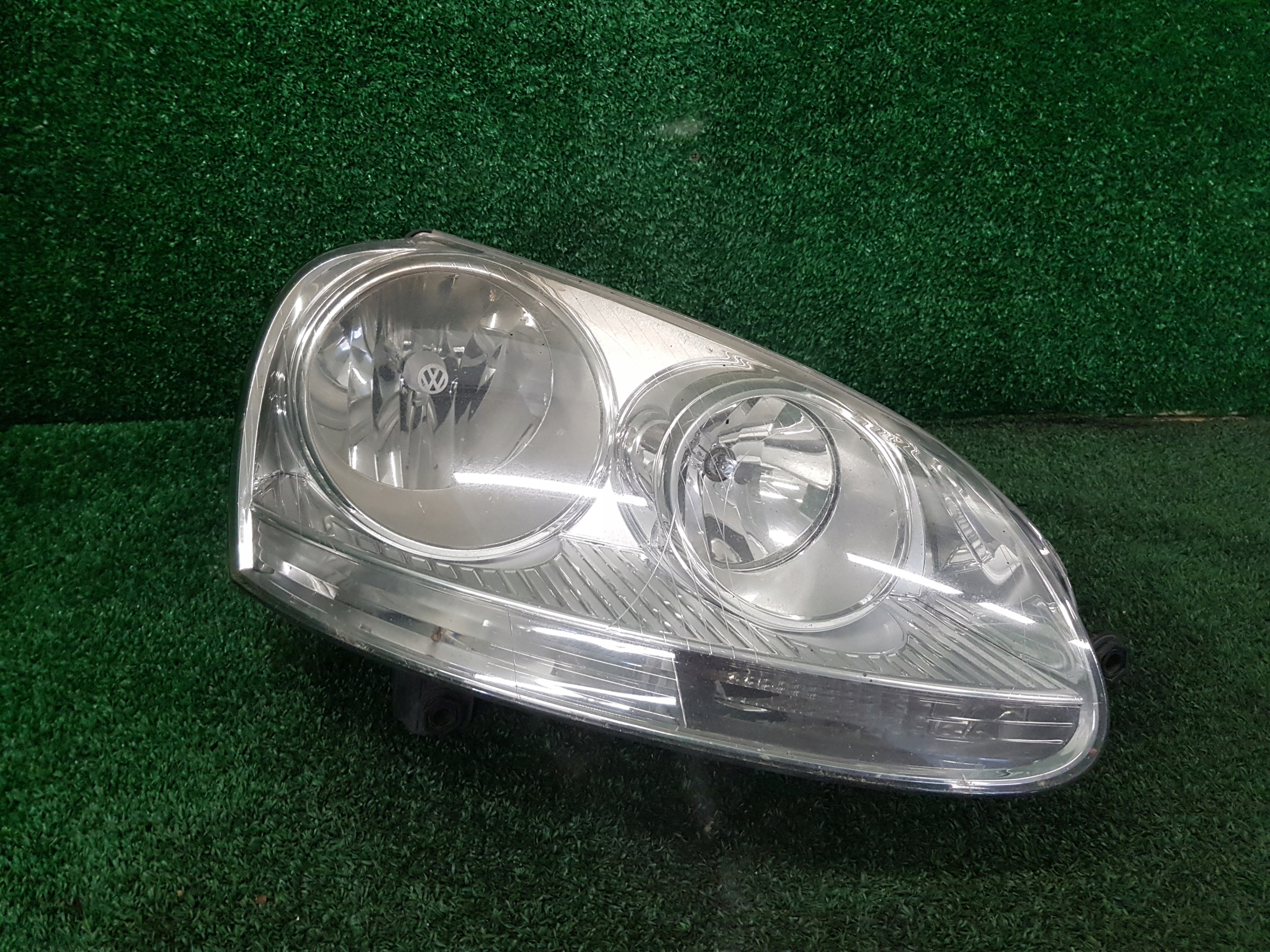 light right front VOLKSWAGEN GOLF 5