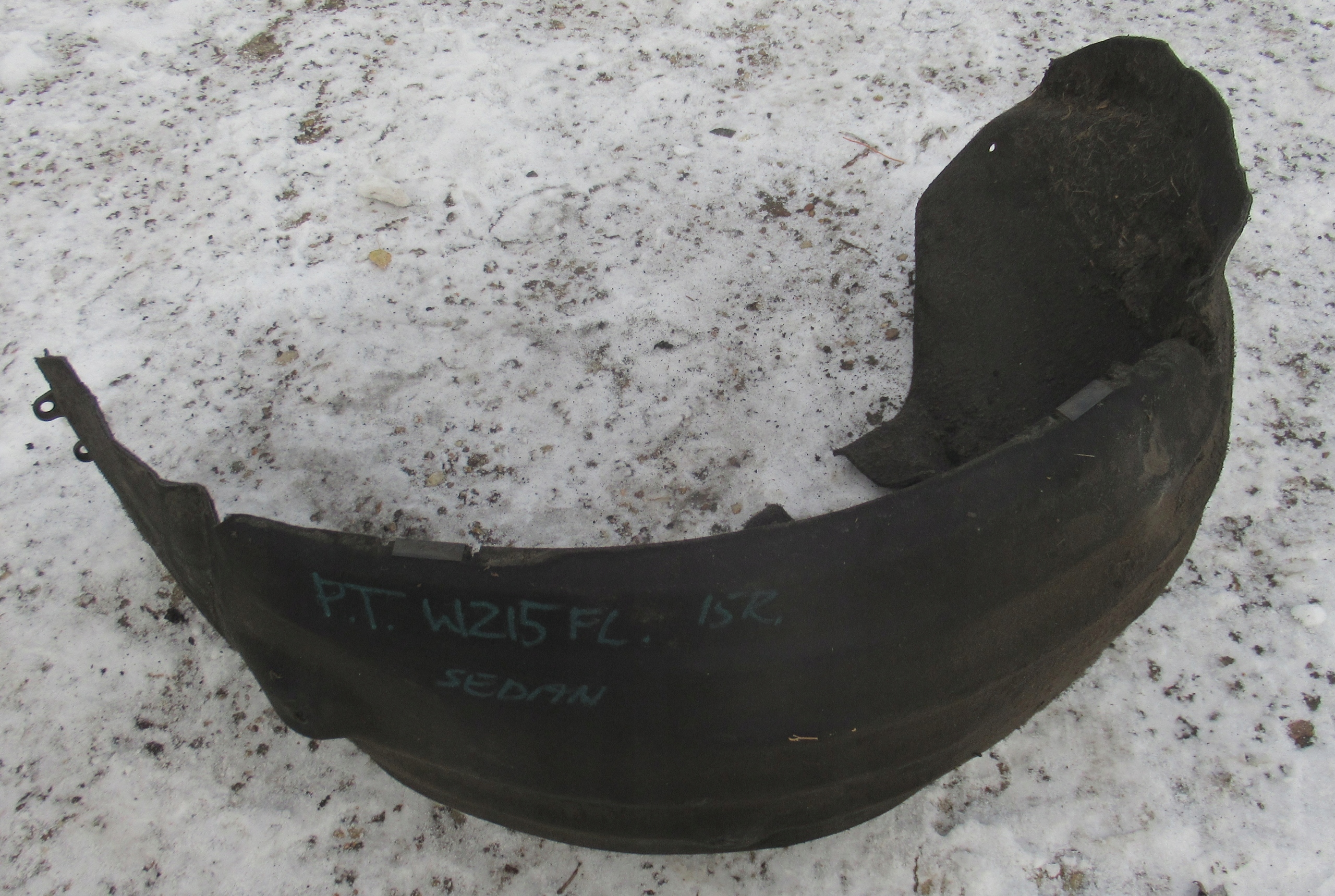 MERCEDES W212 15R mudguard right rear part