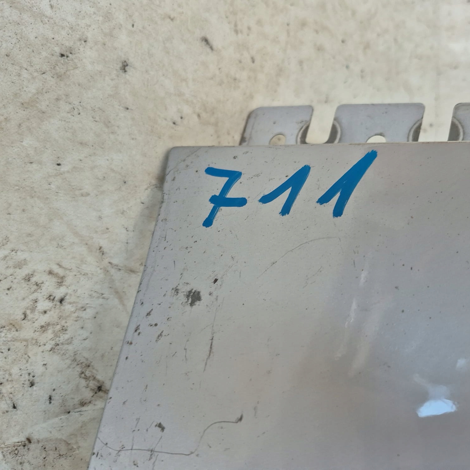 MERCEDES B-KLASA III 3 W247 18-> fender front front left