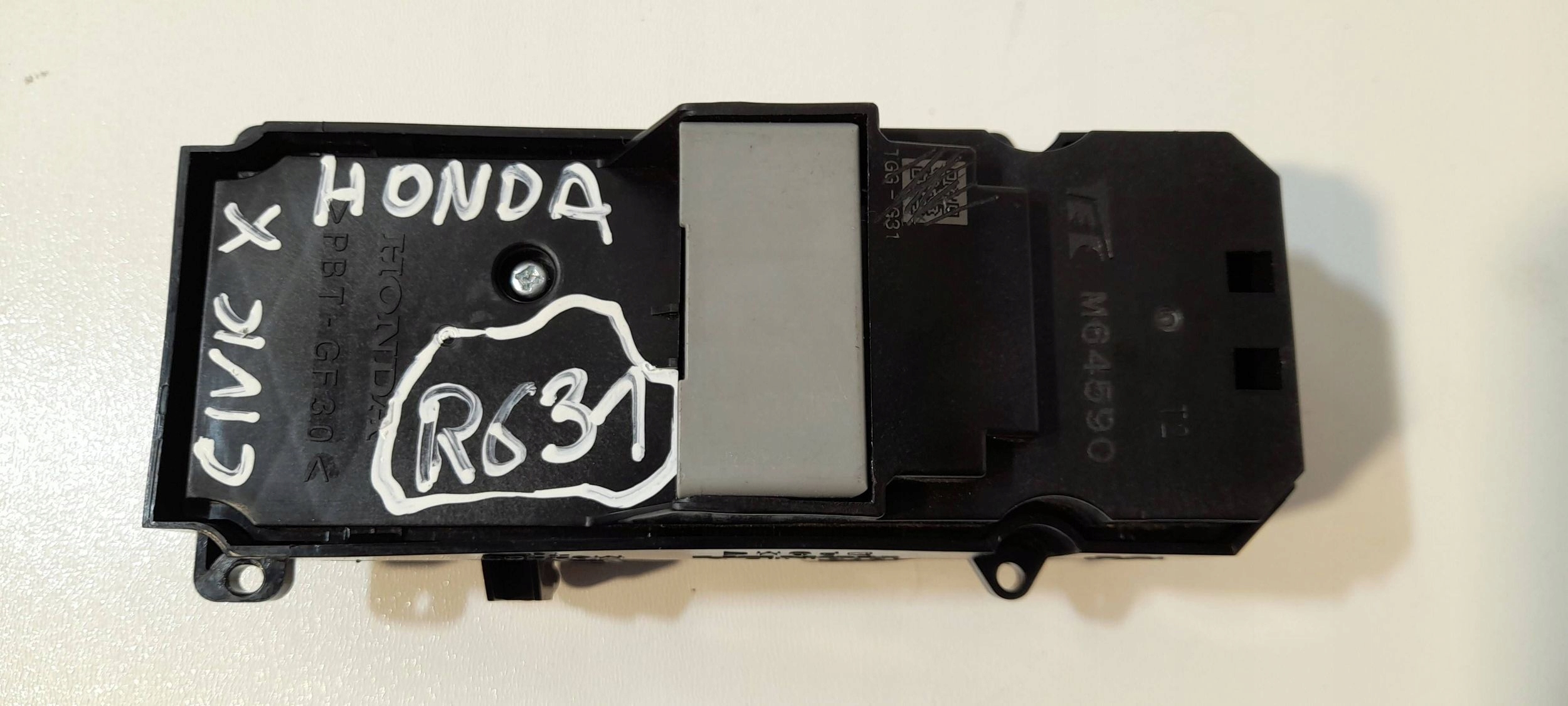 Honda Civic X control panel of the window M64590 (R631)