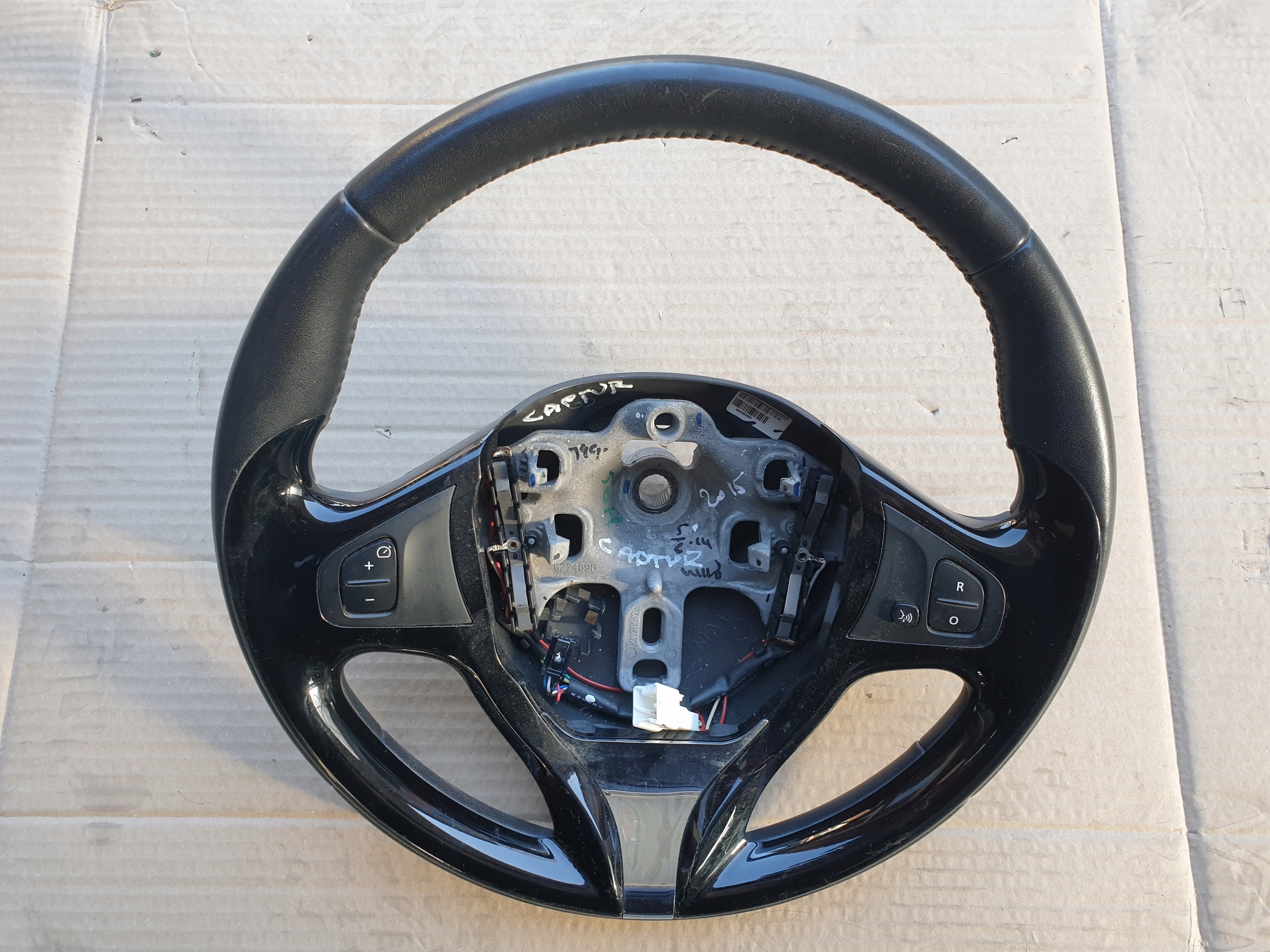 lenkrad RENAULT CAPTUR und Leder 2014- 484006599R