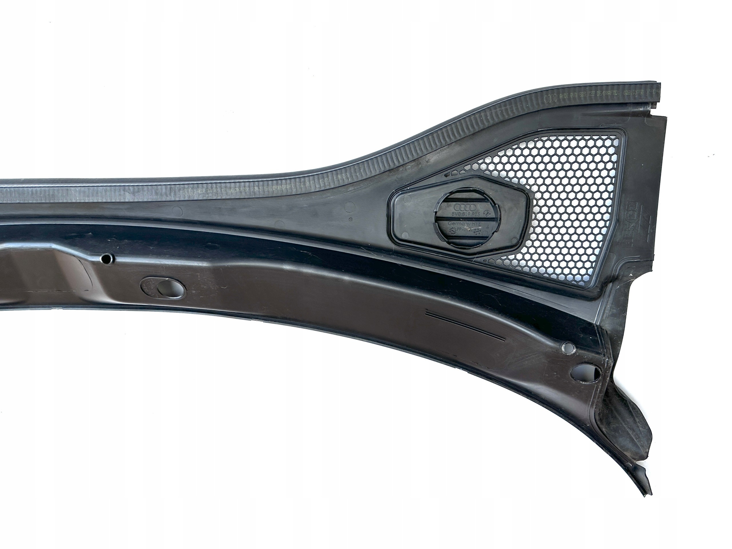 AUDI A3 8V Sportback cover under the window torpedo