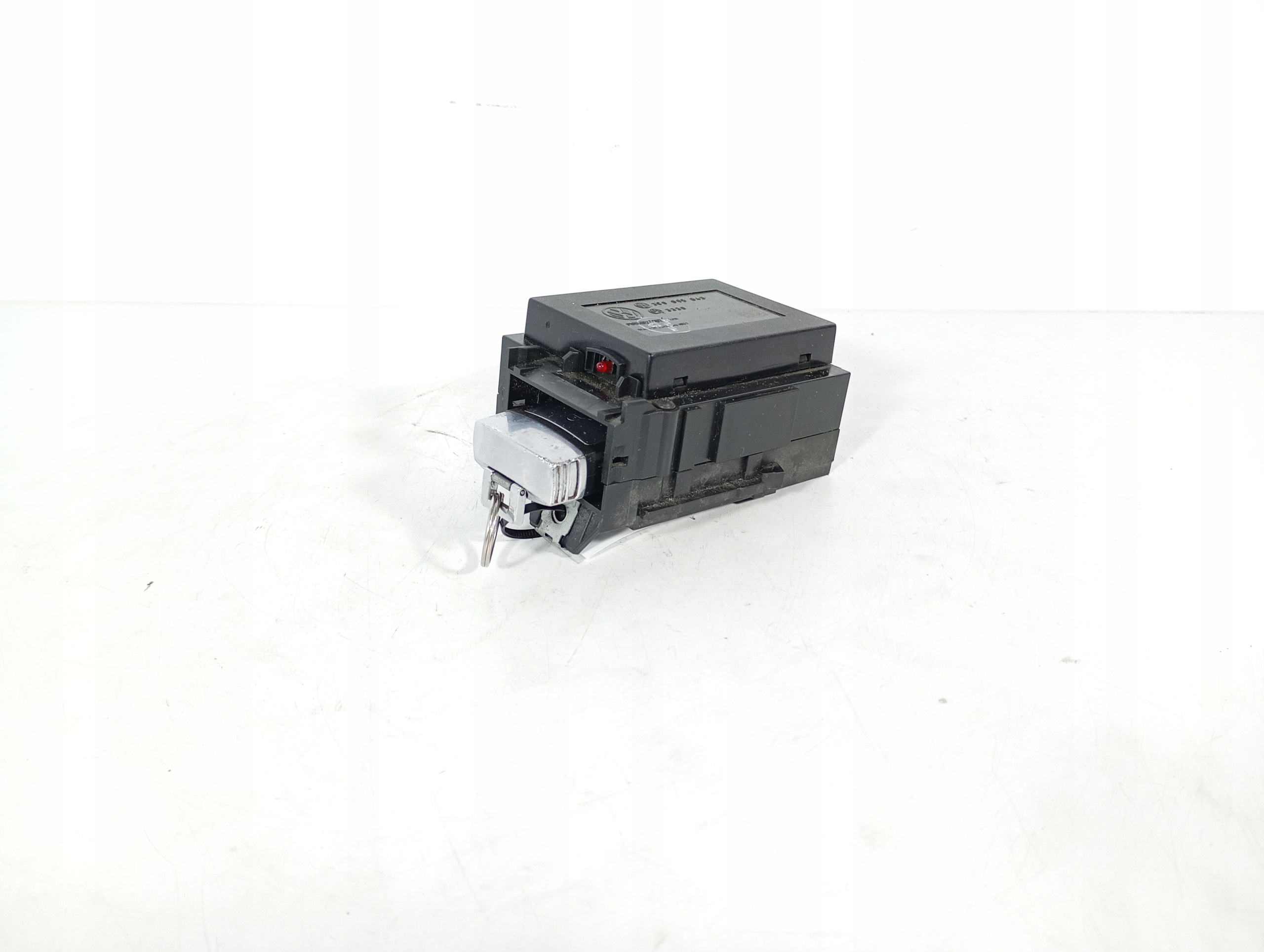 VW Passat B6 05-10 ignition Z KLUCZYKIEM OE 3C0905843