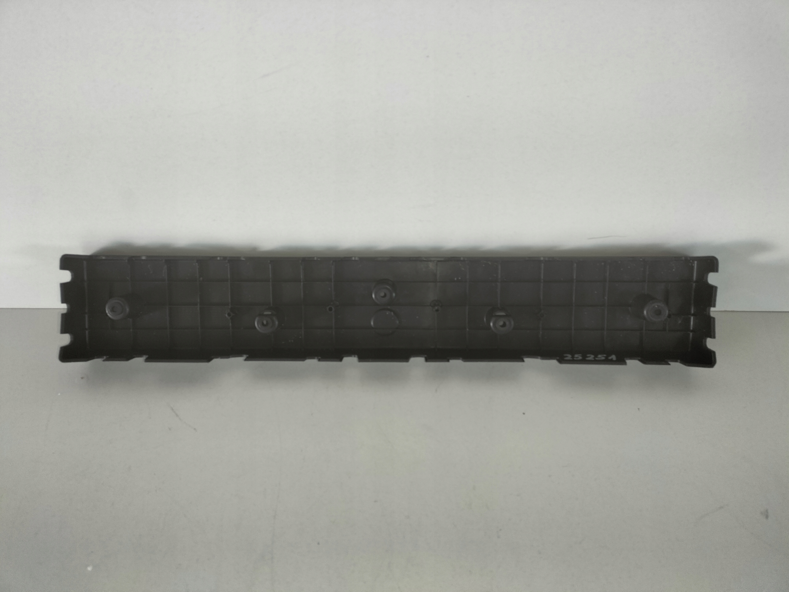 pad below tablice front HYUNDAI I30 III 20- N