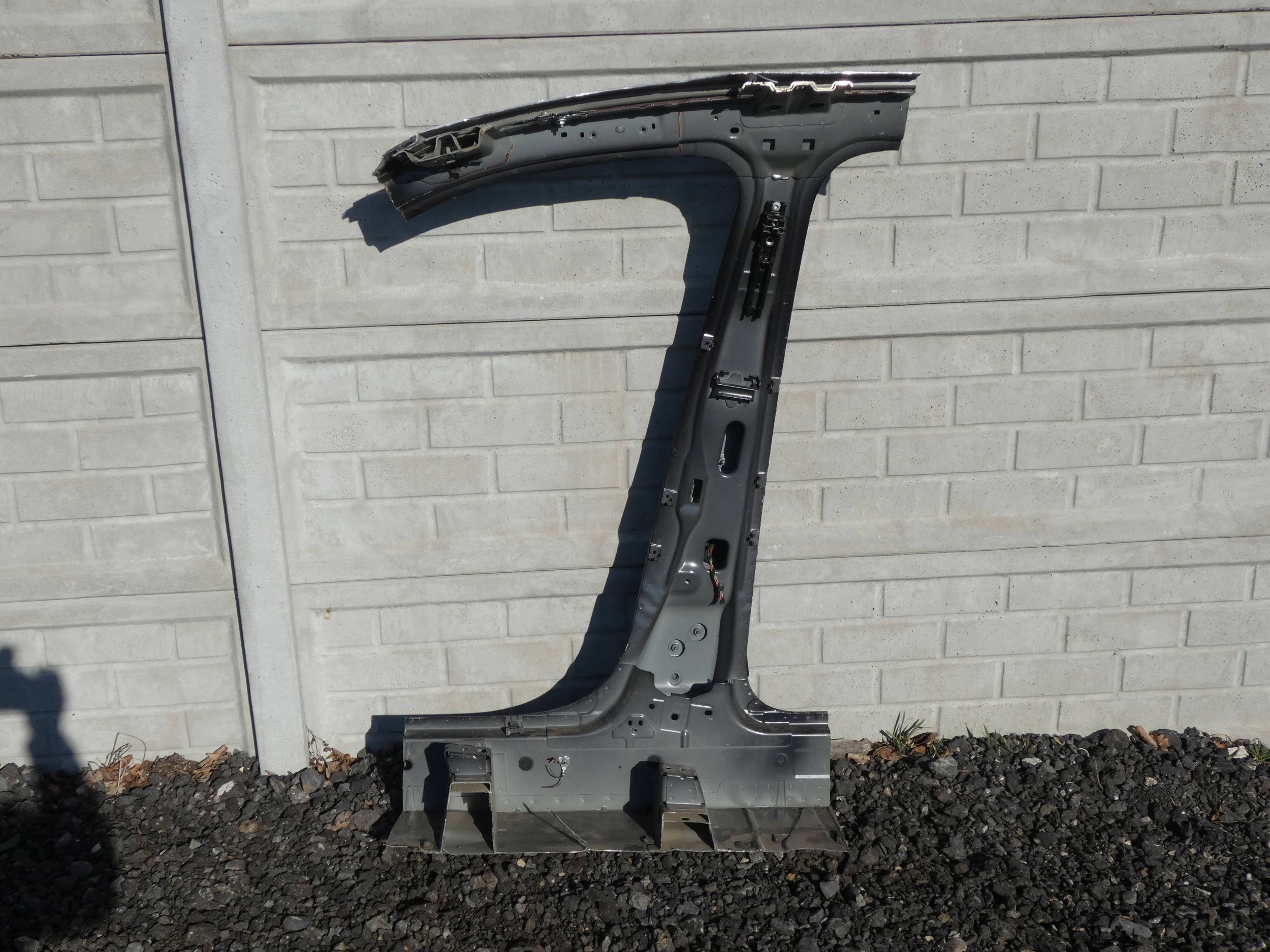 MERCEDES GLC W253 pillar central right quarter