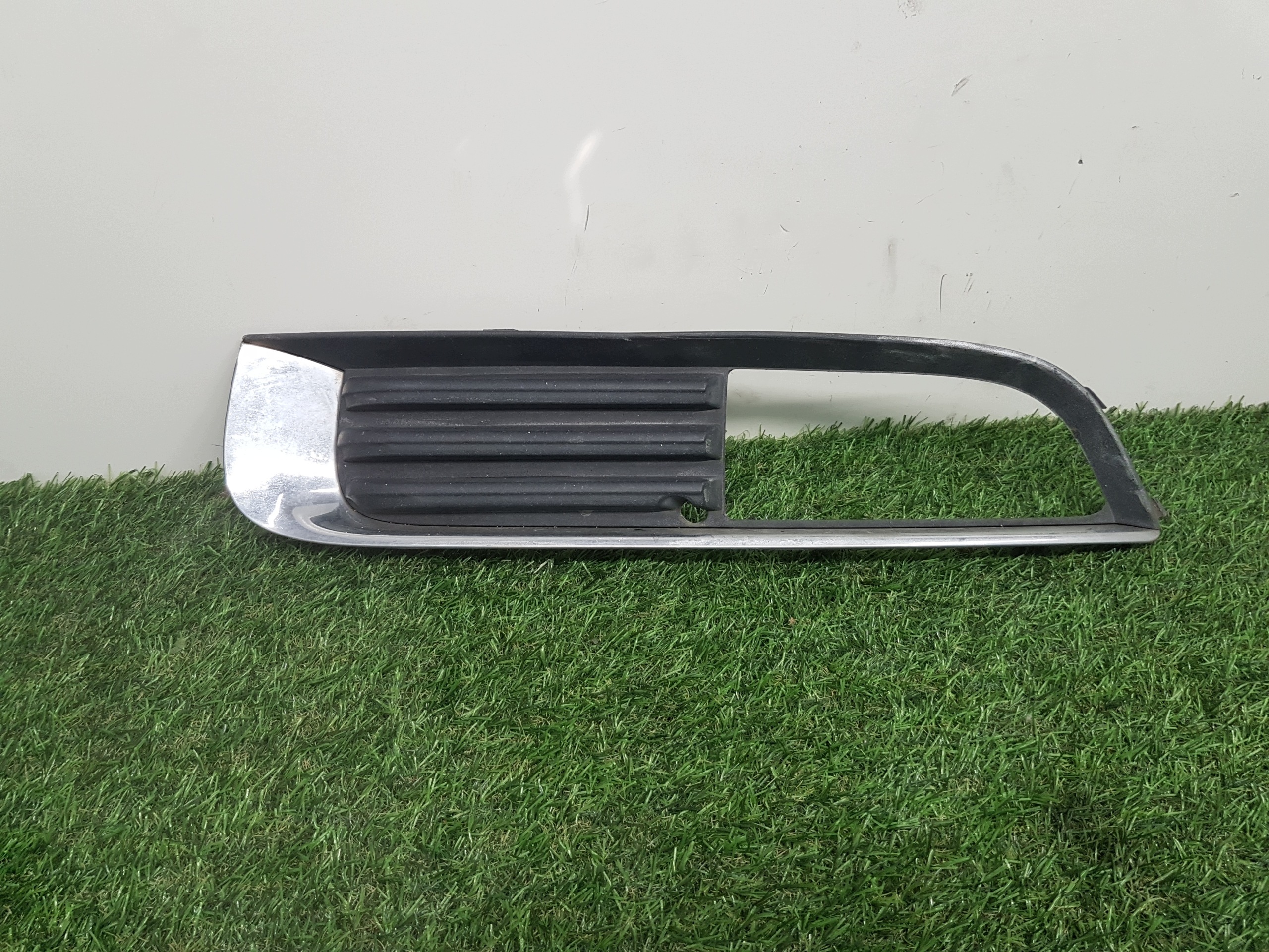 grid of a bumper left OPEL INSIGNIA 13238370