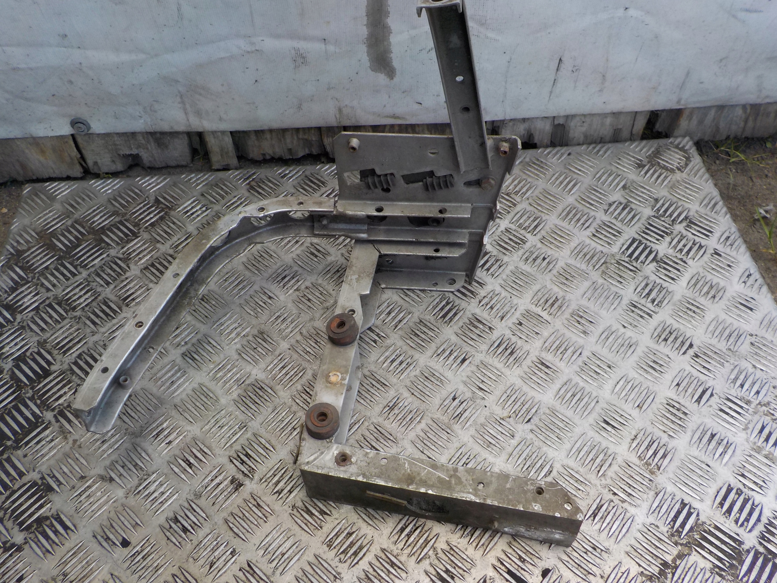 AUDI A8 D2 console OKULAR 4D0821138AP
