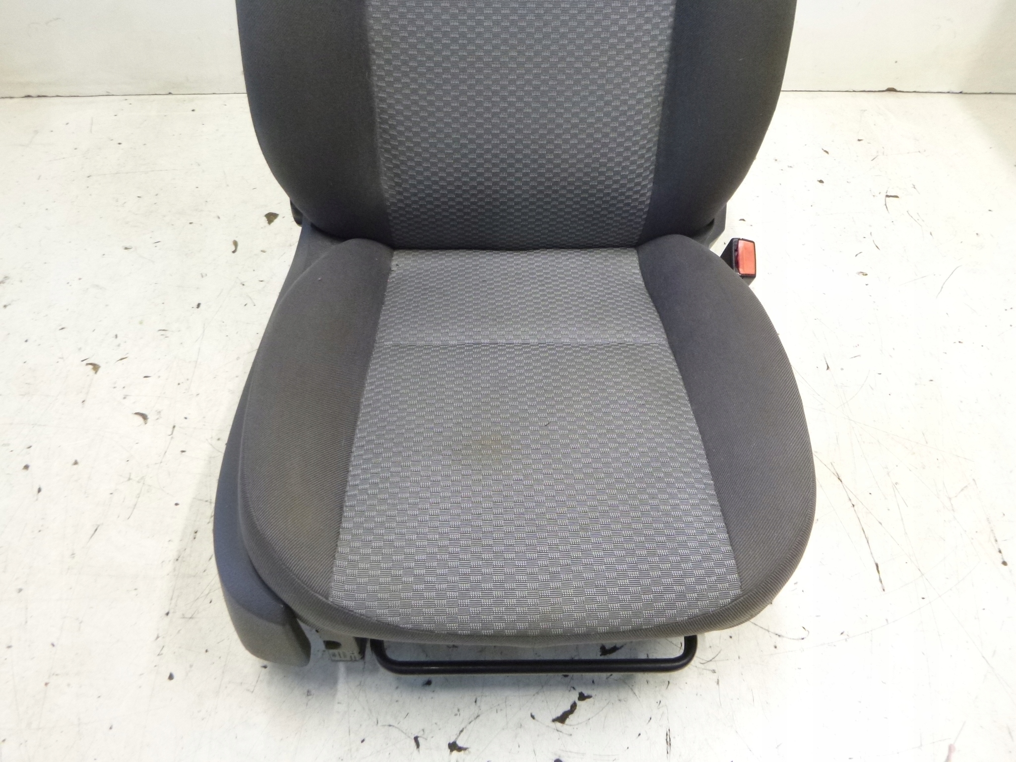 SITZ RECHTS FORD FOCUS II MK2 5D PODGRZEWANY