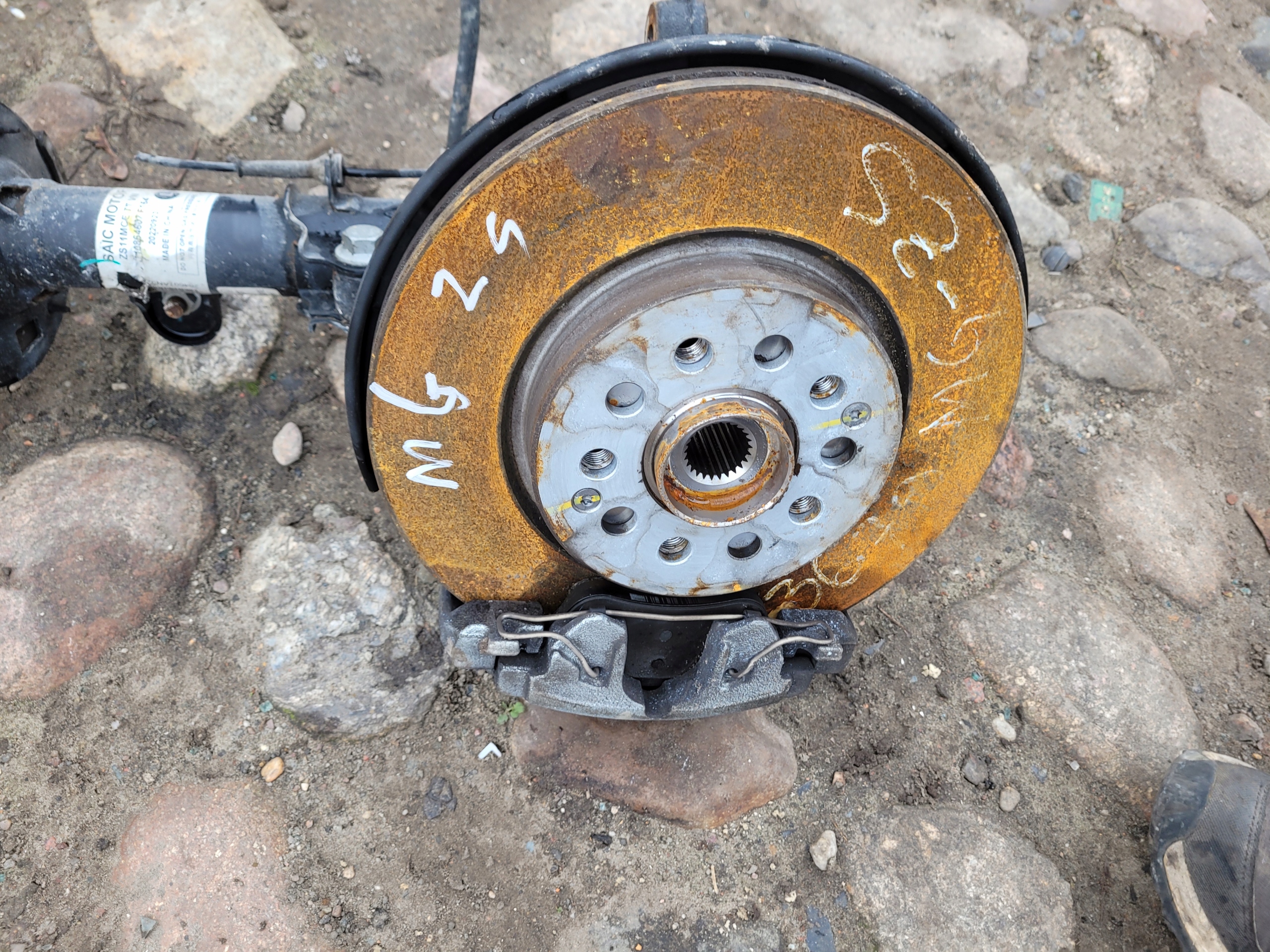 swing left MG ZS 1.0 T-TGDI AUTOMAT