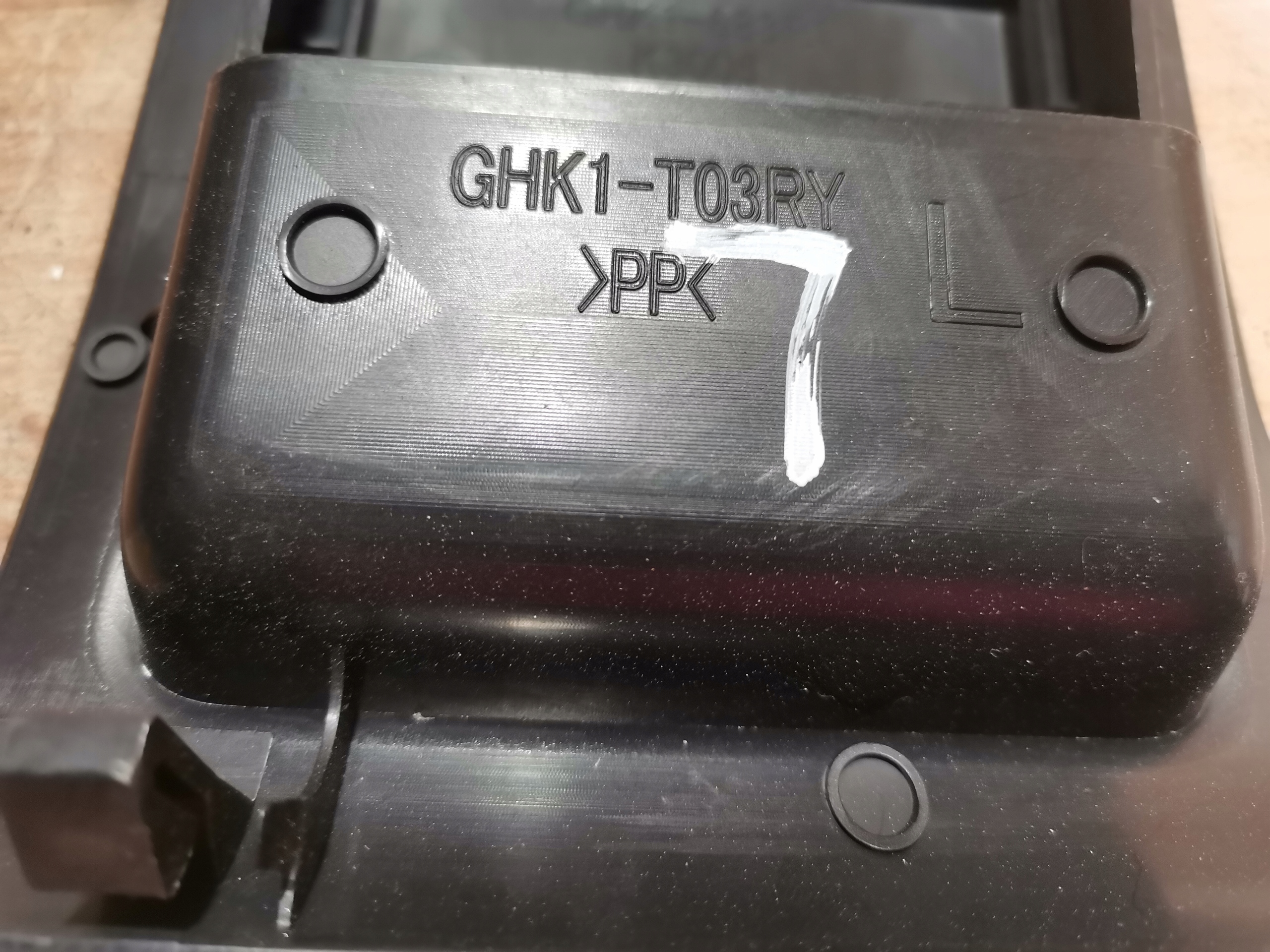 Blende Abdeckung ISOFIX SITZ MAZDA 6 GHK1-T03RY GJ