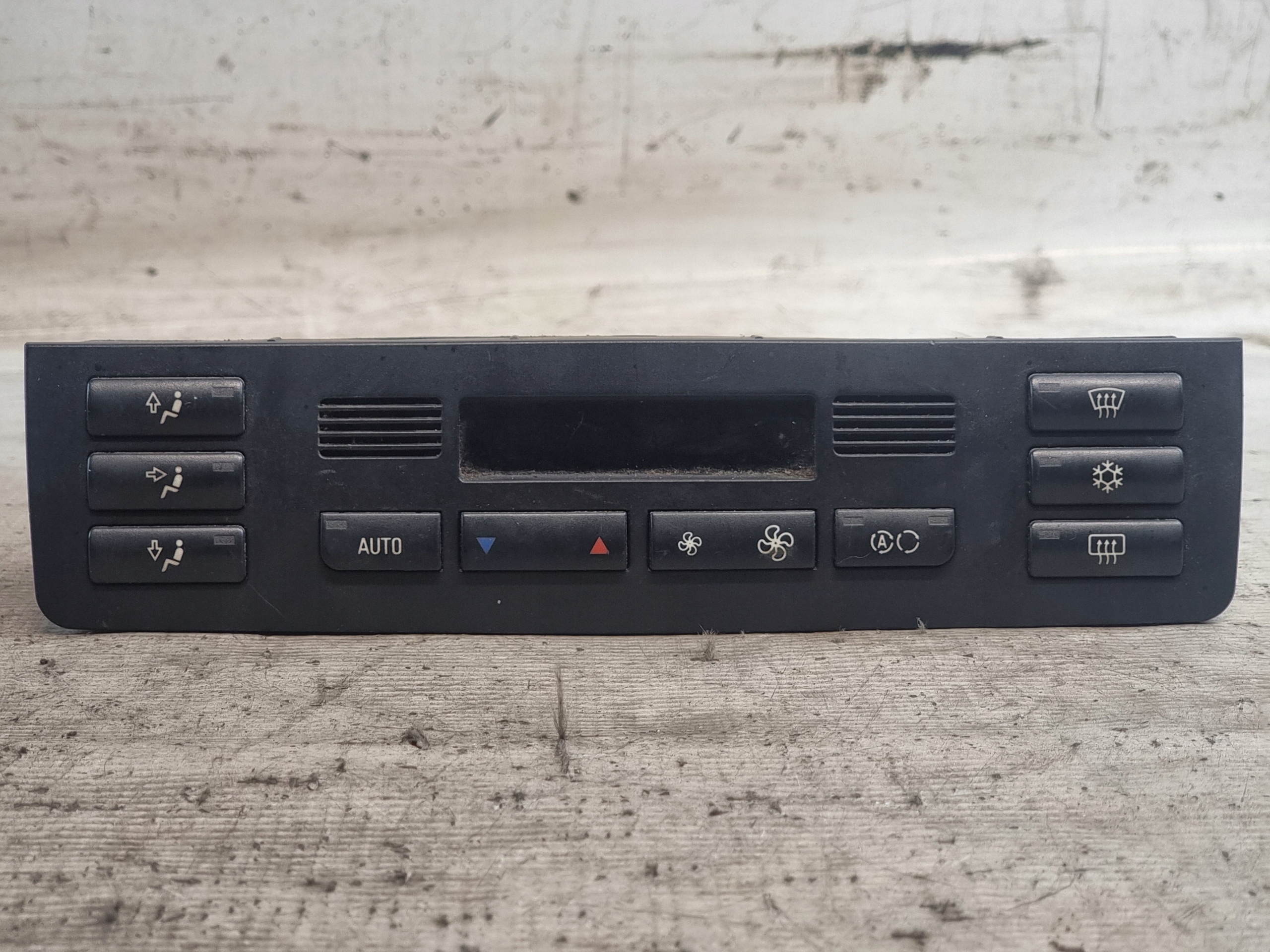 PANEL klími klimatizaci OE 6902440 BMW E46 00r