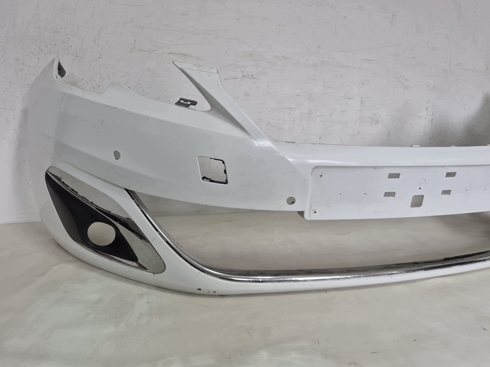PEUGEOT 308 II T9 GT-LINE 13- bumper front front PDC