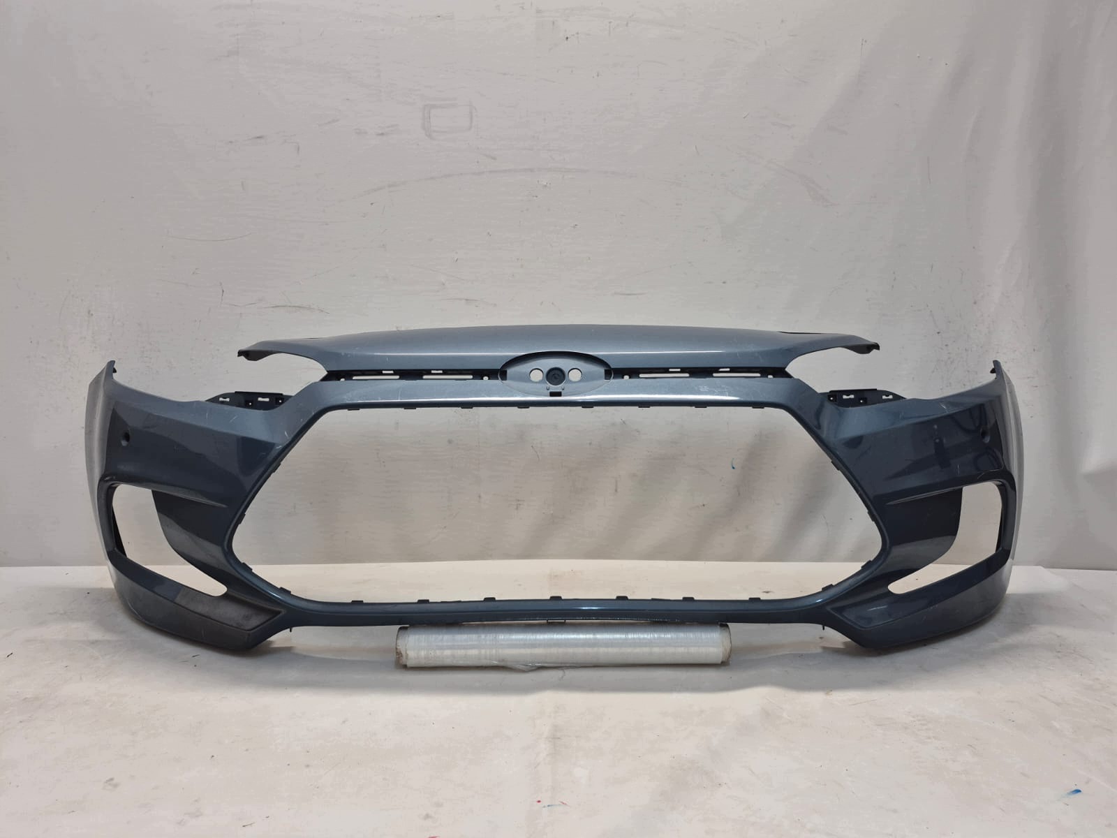 HYUNDAI I20 II 2 COUPE 14-20 bumper front front PDC