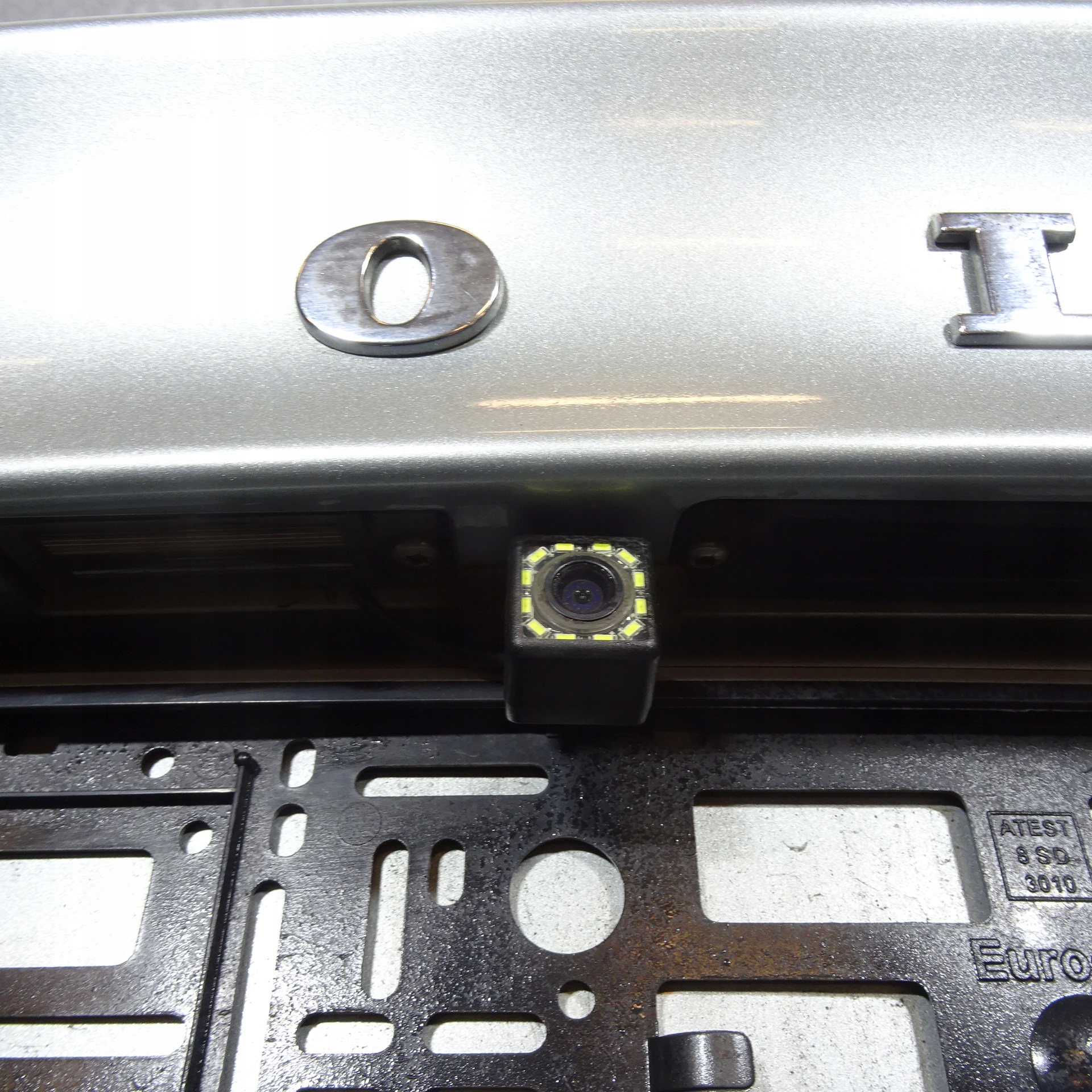 VOLVO S60 and LIFT rear trunk door 477-46