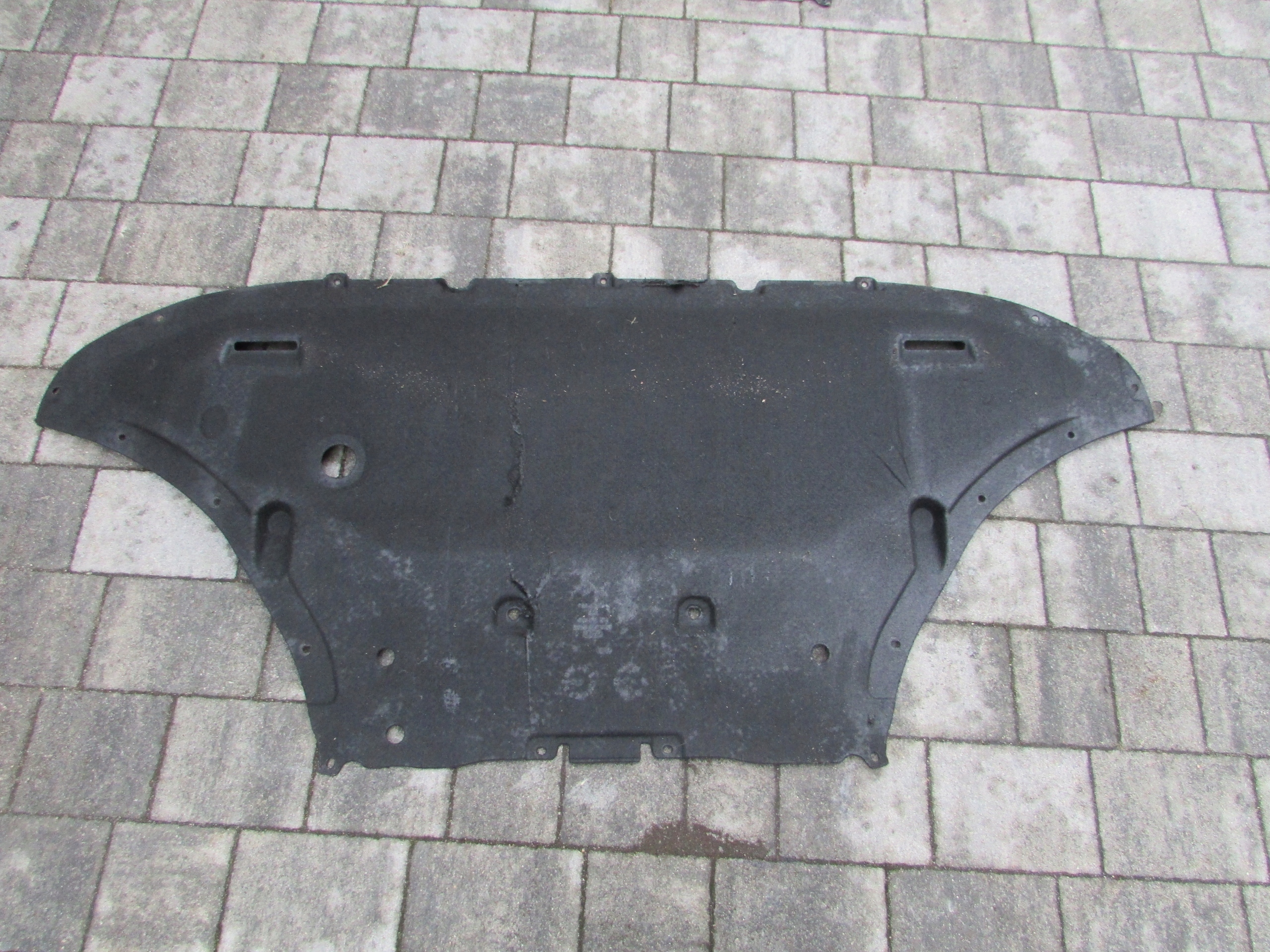 AUDI Q7 II ЗАЩИТА ПЛИТА ПОД SILNIKm0825235al