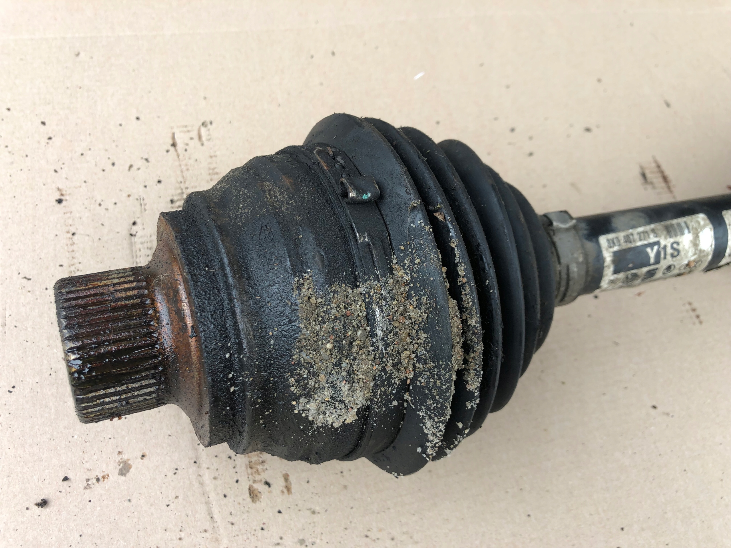 semi-axis left right AUDI A4 B8 8K0407271S