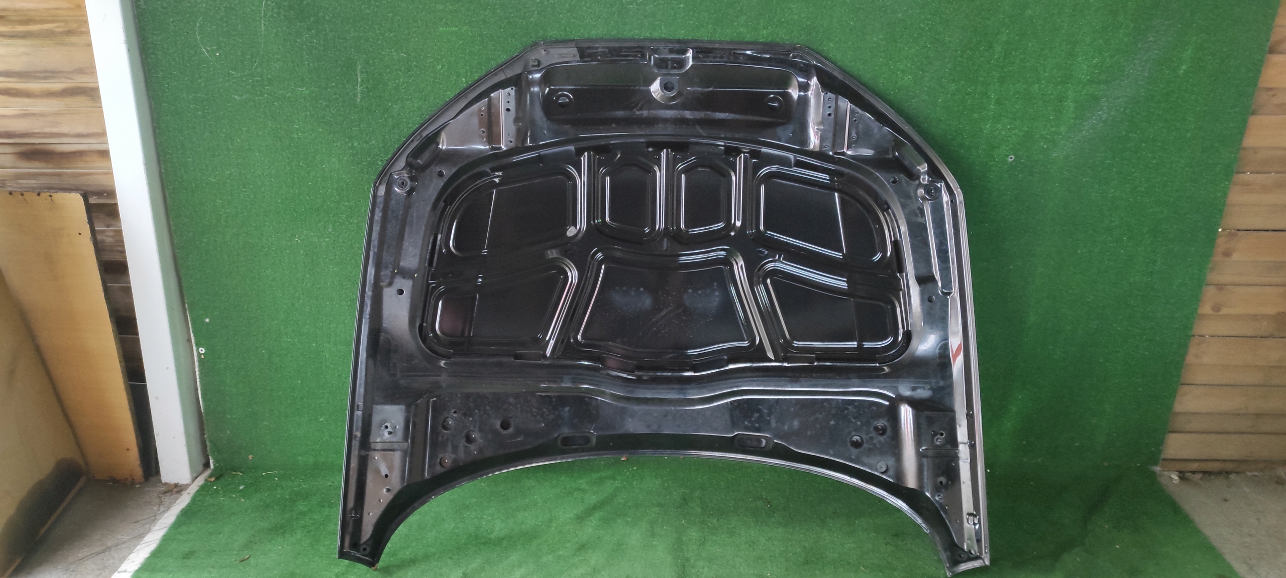 AUDI A4 B9 8W0 Maska Lubań Producent części Audi OE