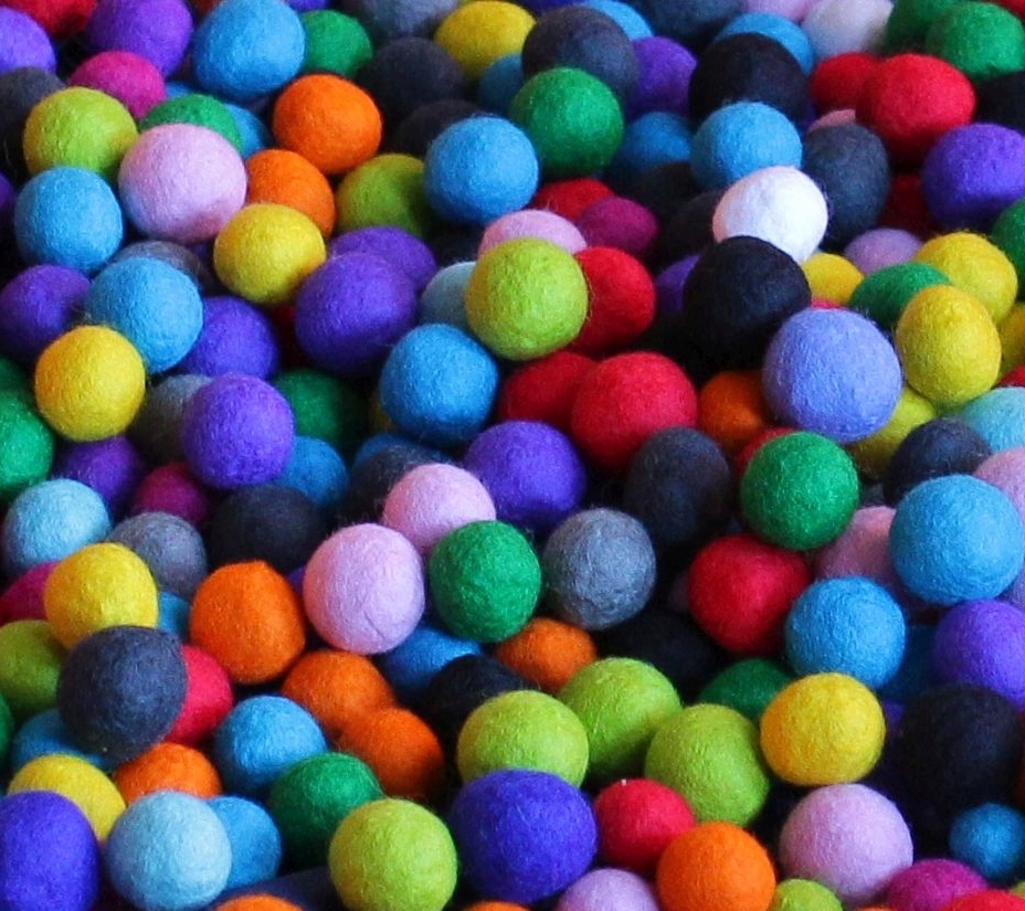 Filcové kuličky 50 ks 3 cm 'Výběr podle barvy'
