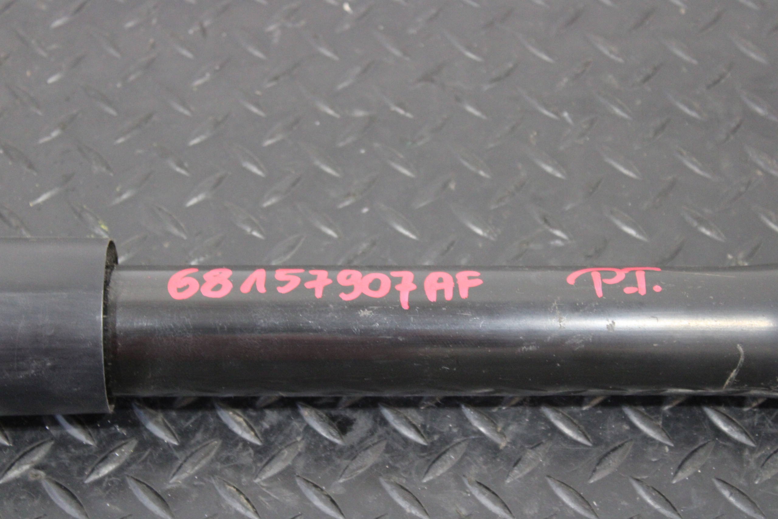 Stoßdämpfer heck JEEP CHEROKEE KL 68157907AF
