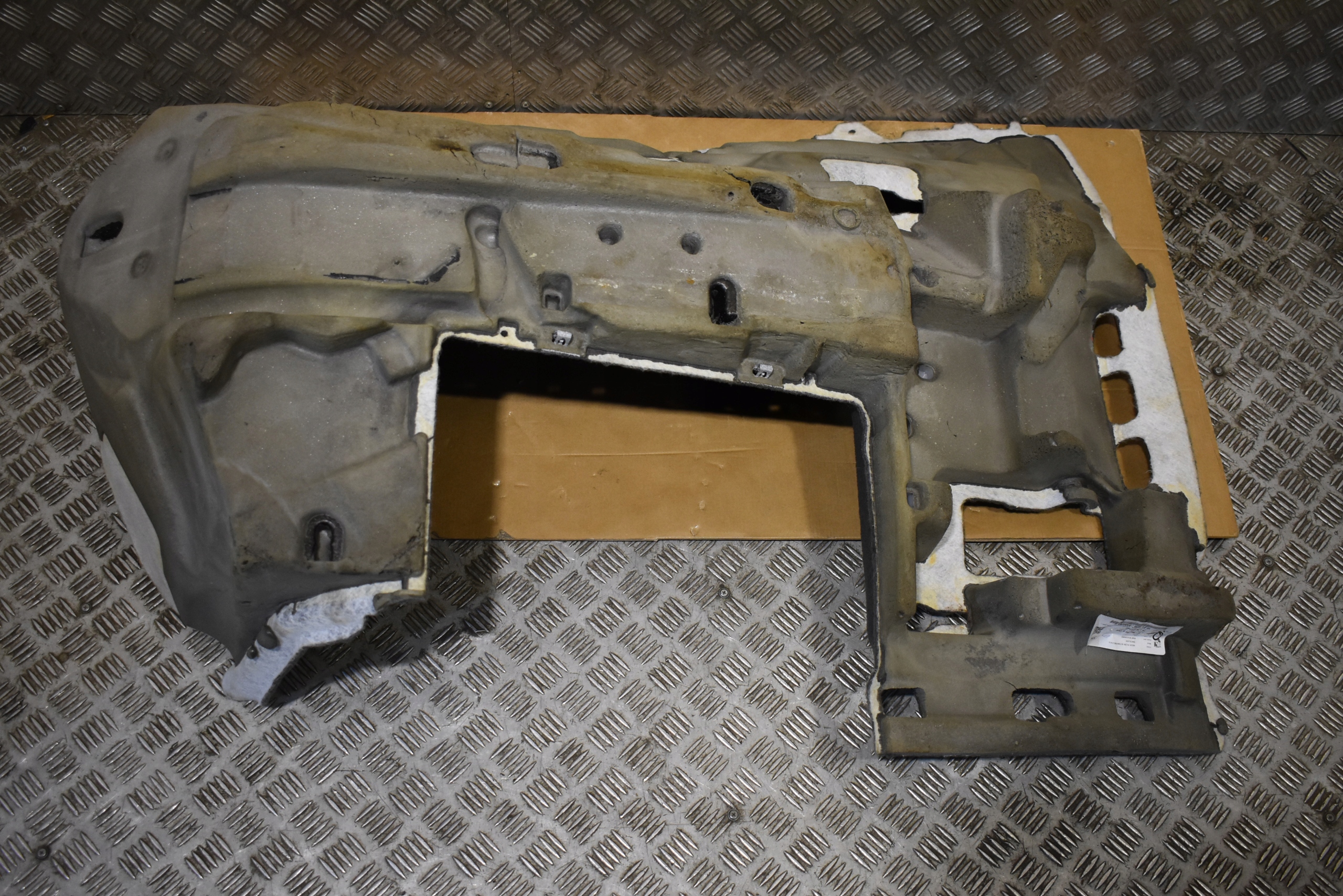 carpet front front right PORSCHE CAYENNE 9Y 1