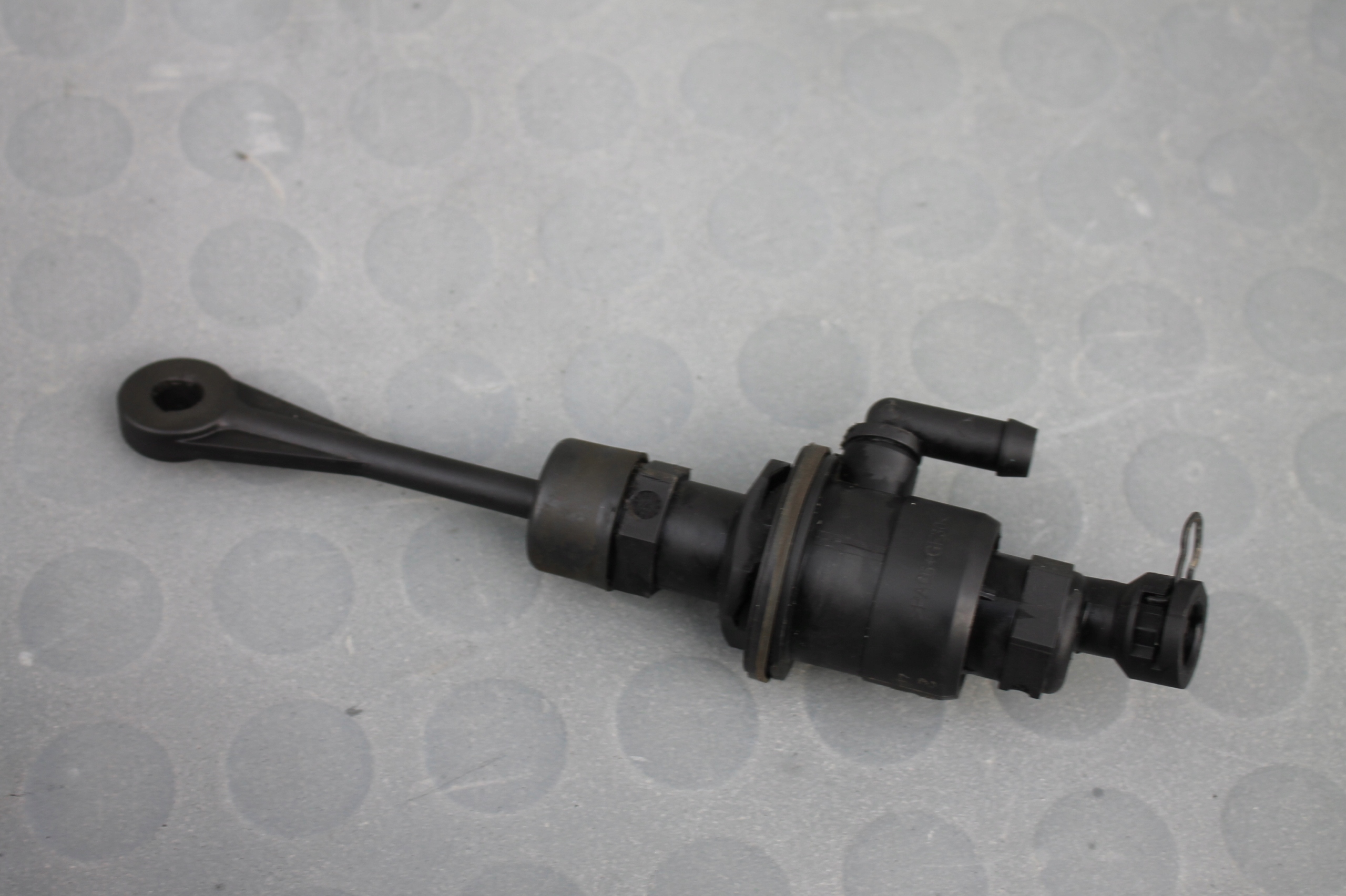 НАСОС ПЕДАЛИ СЦЕПЛЕНИЯ CARENS IV 1.7 CRDI 13-19