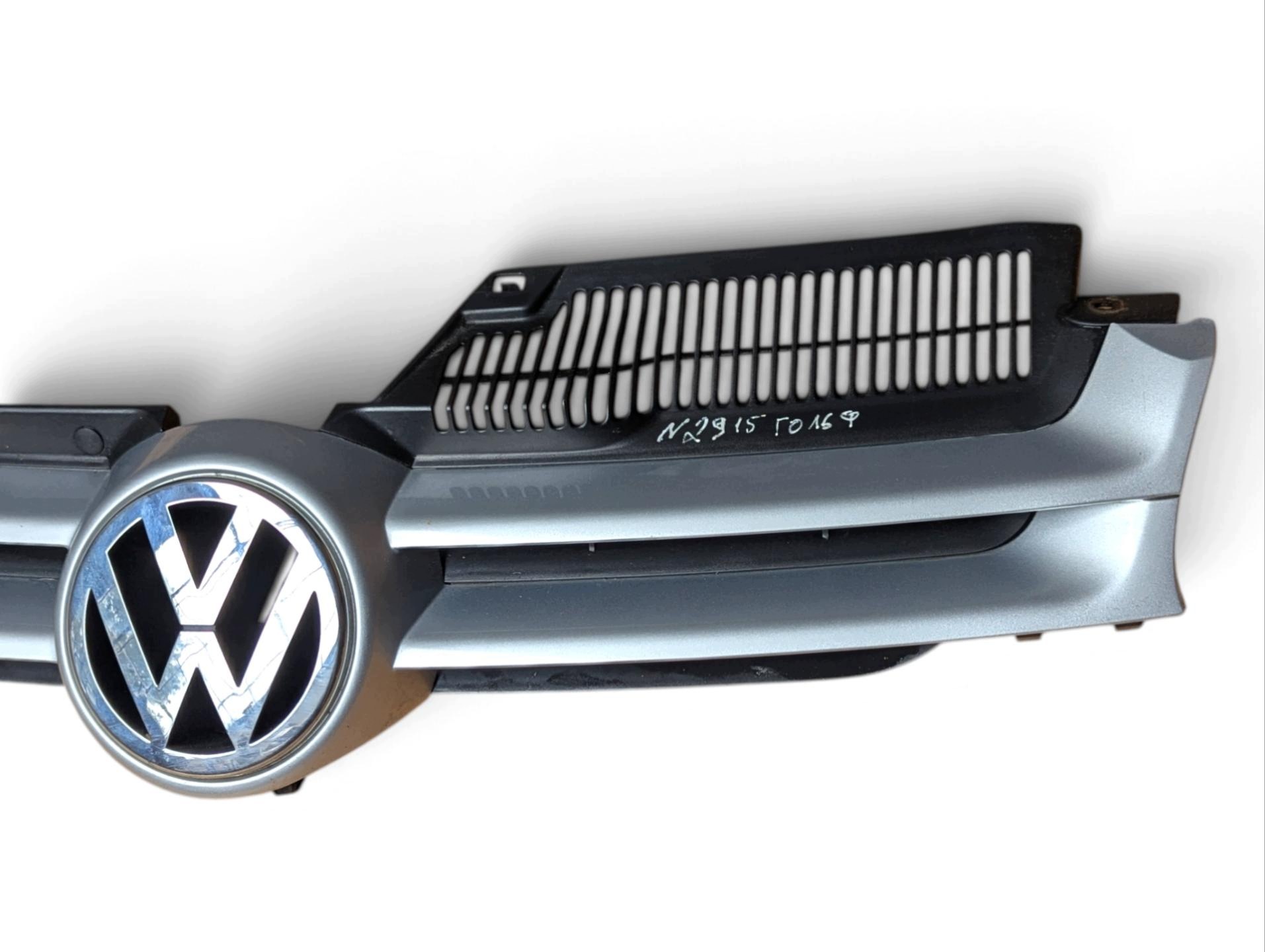 grille radiator Volkswagen Golf 5 2005 1K0853655A