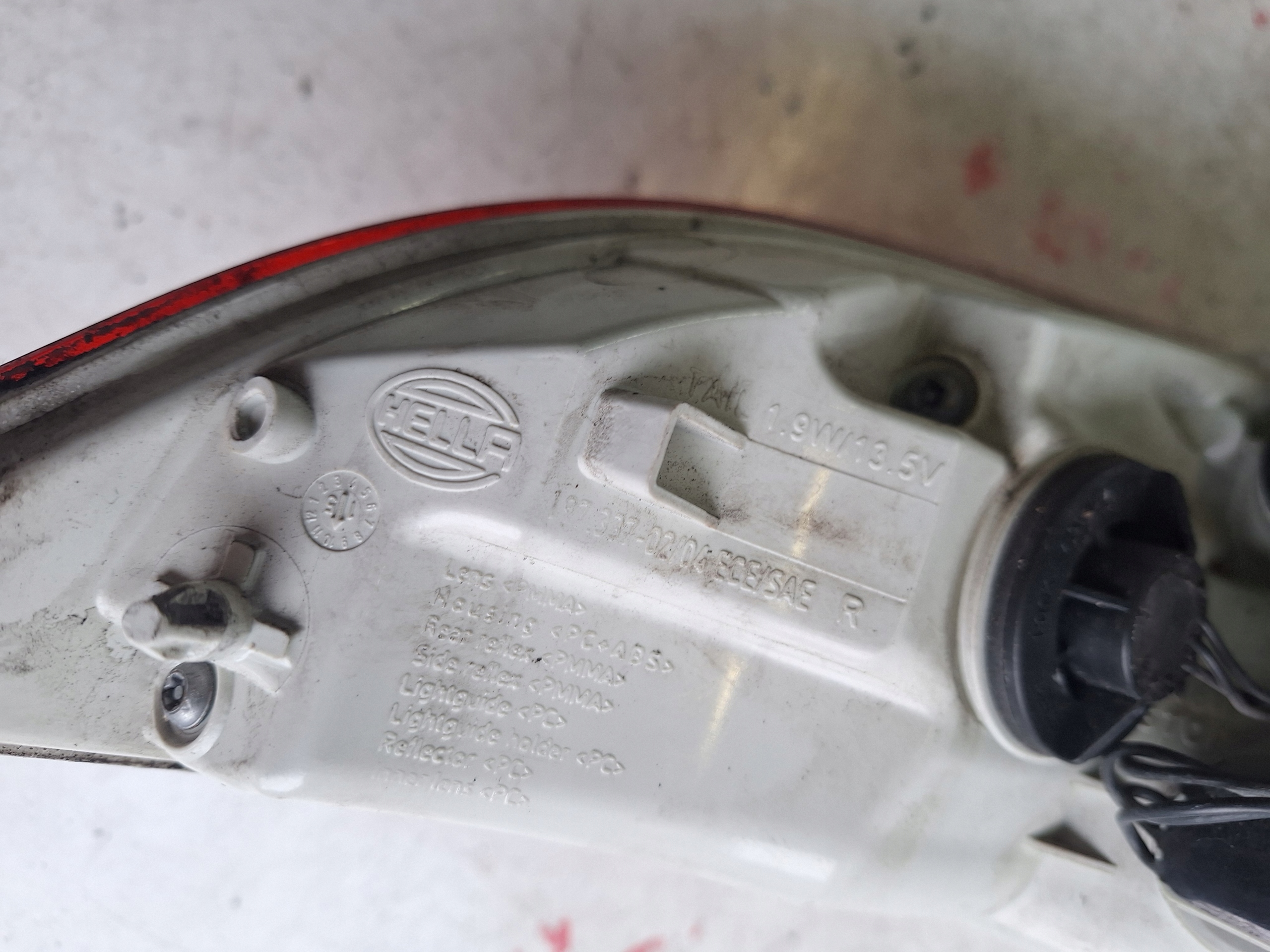 JAGUAR XE 15-19 light right rear part GX73-13404-AF