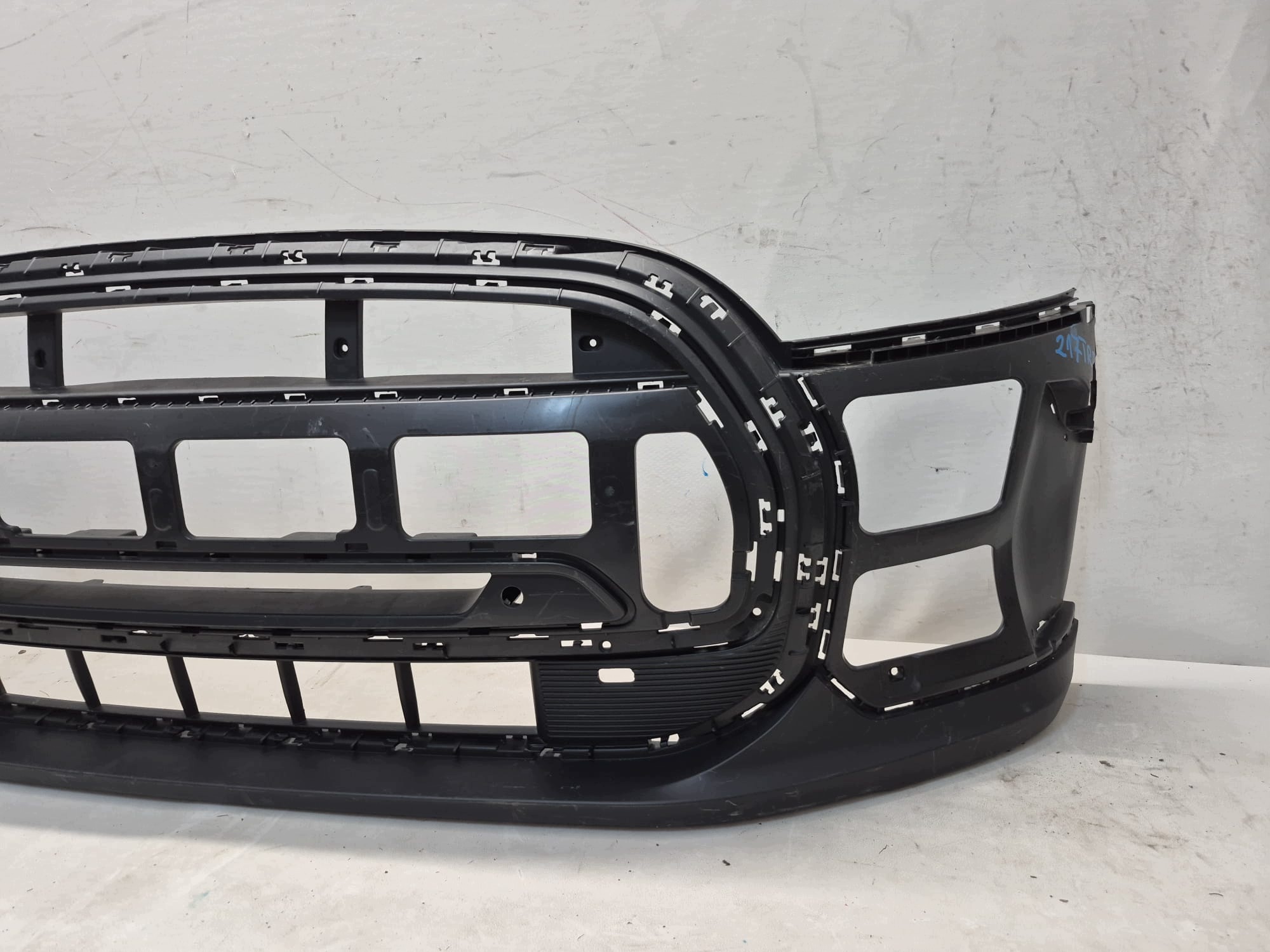 MINI COOPER III 3 F55 LIFT 21-24 bumper front front PDC