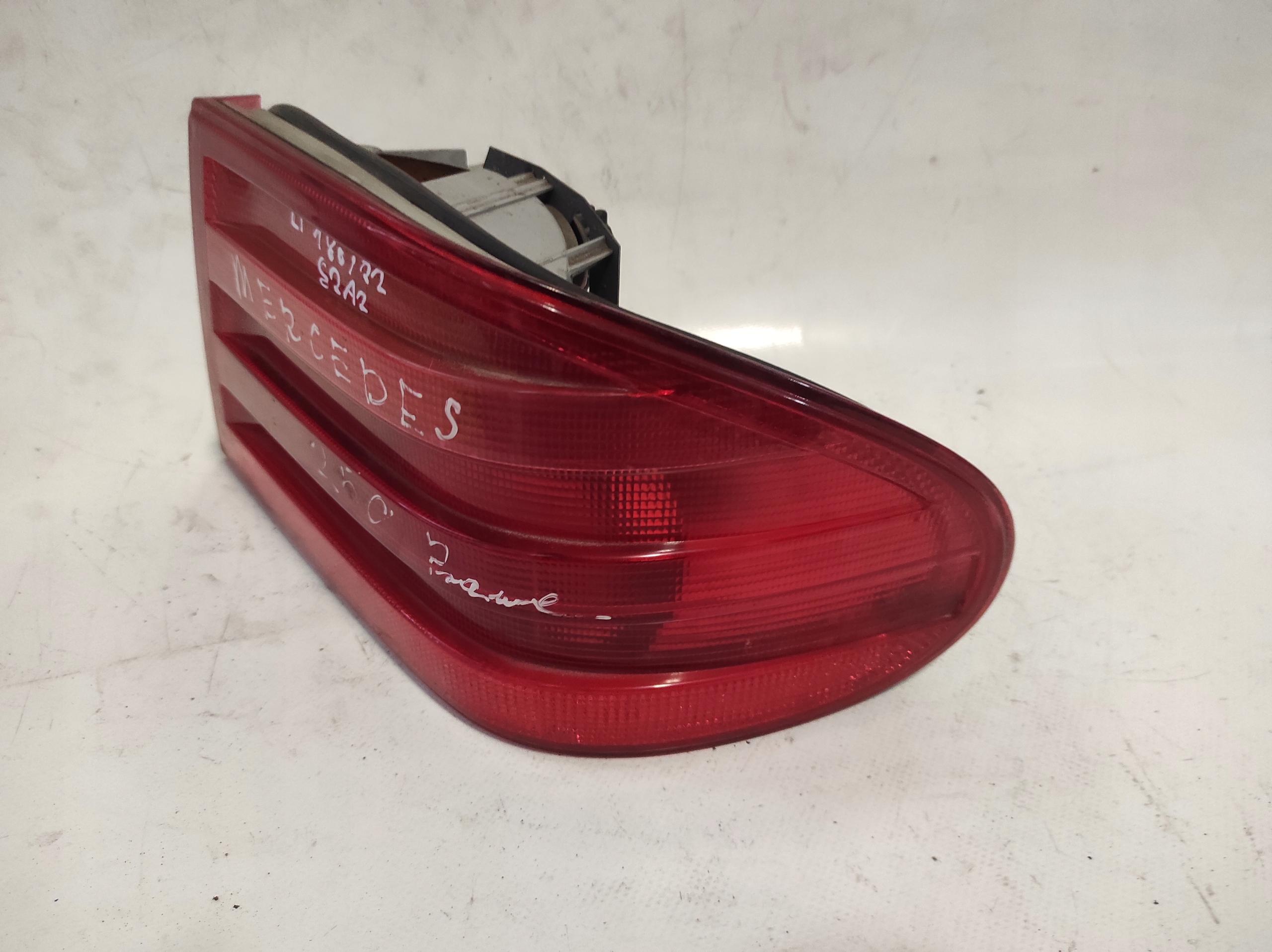 light rear part rear MERCEDES E KLASA W210 right