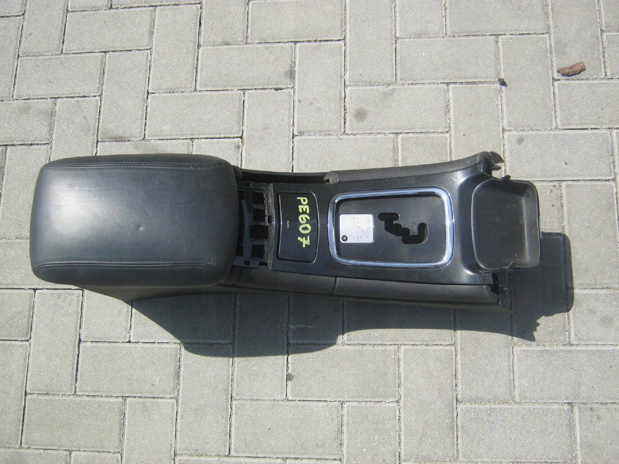 bracciolo TUNEL PEUGEOT 607