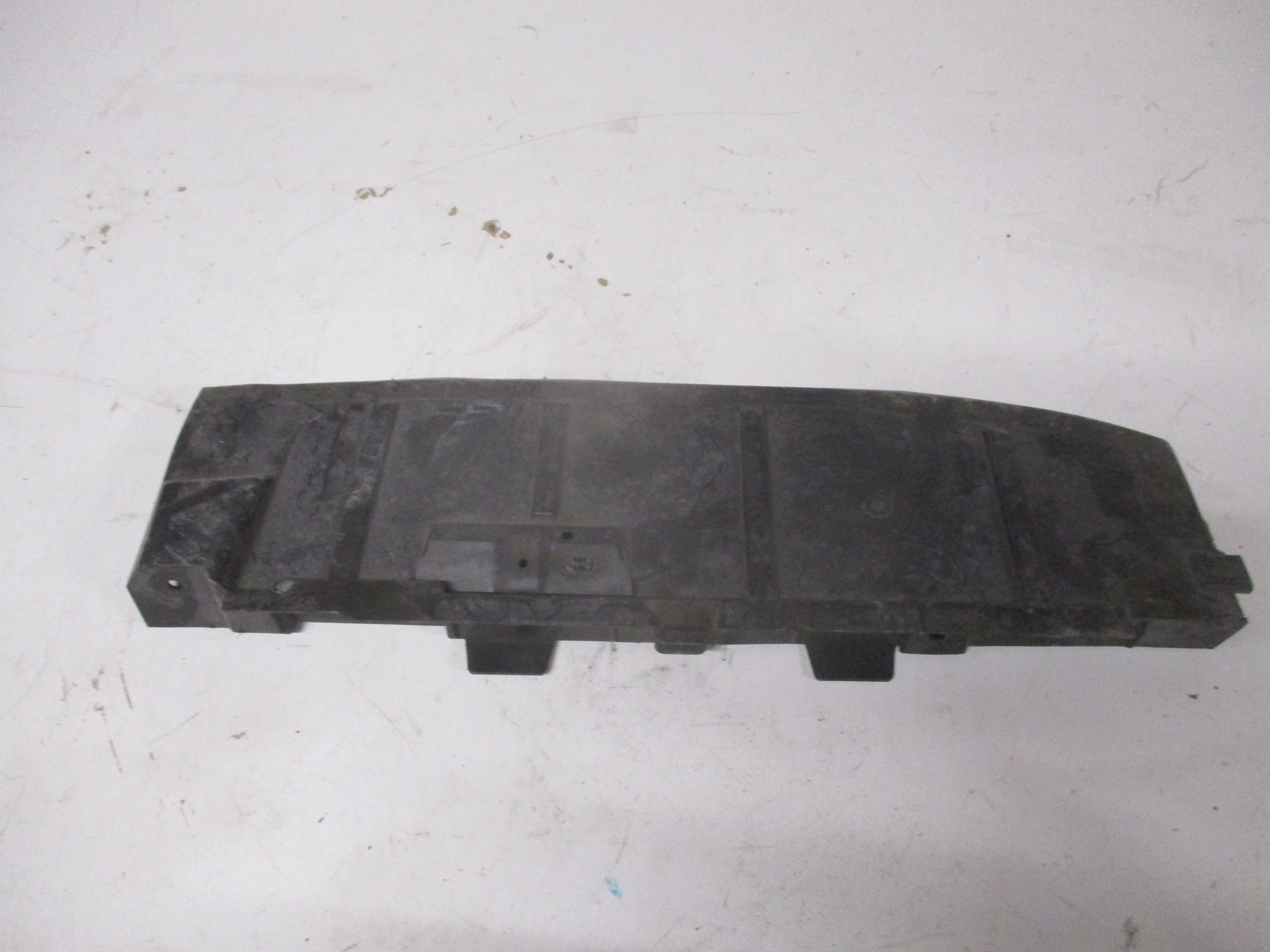 Blende Abdeckung abdeckung unter Stoßstange Citroen C4 III 9831799180