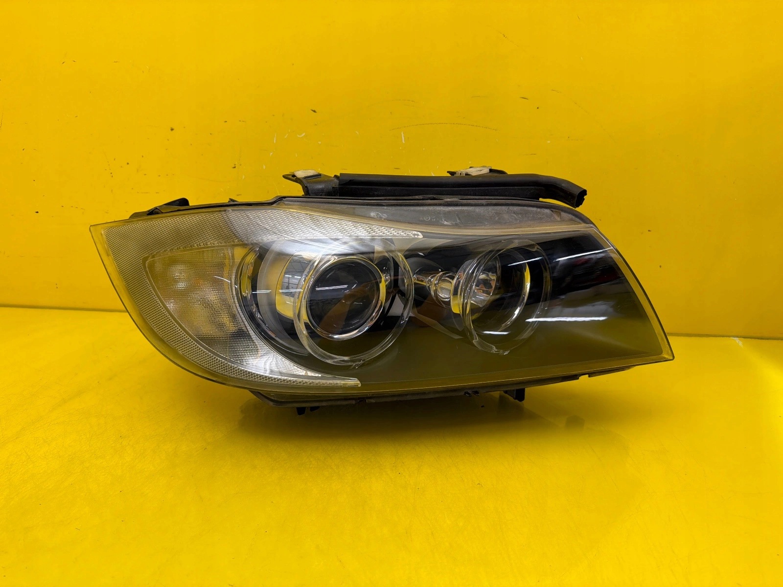 light right BMW 3 E90 E91 Xenon positioning 6942744