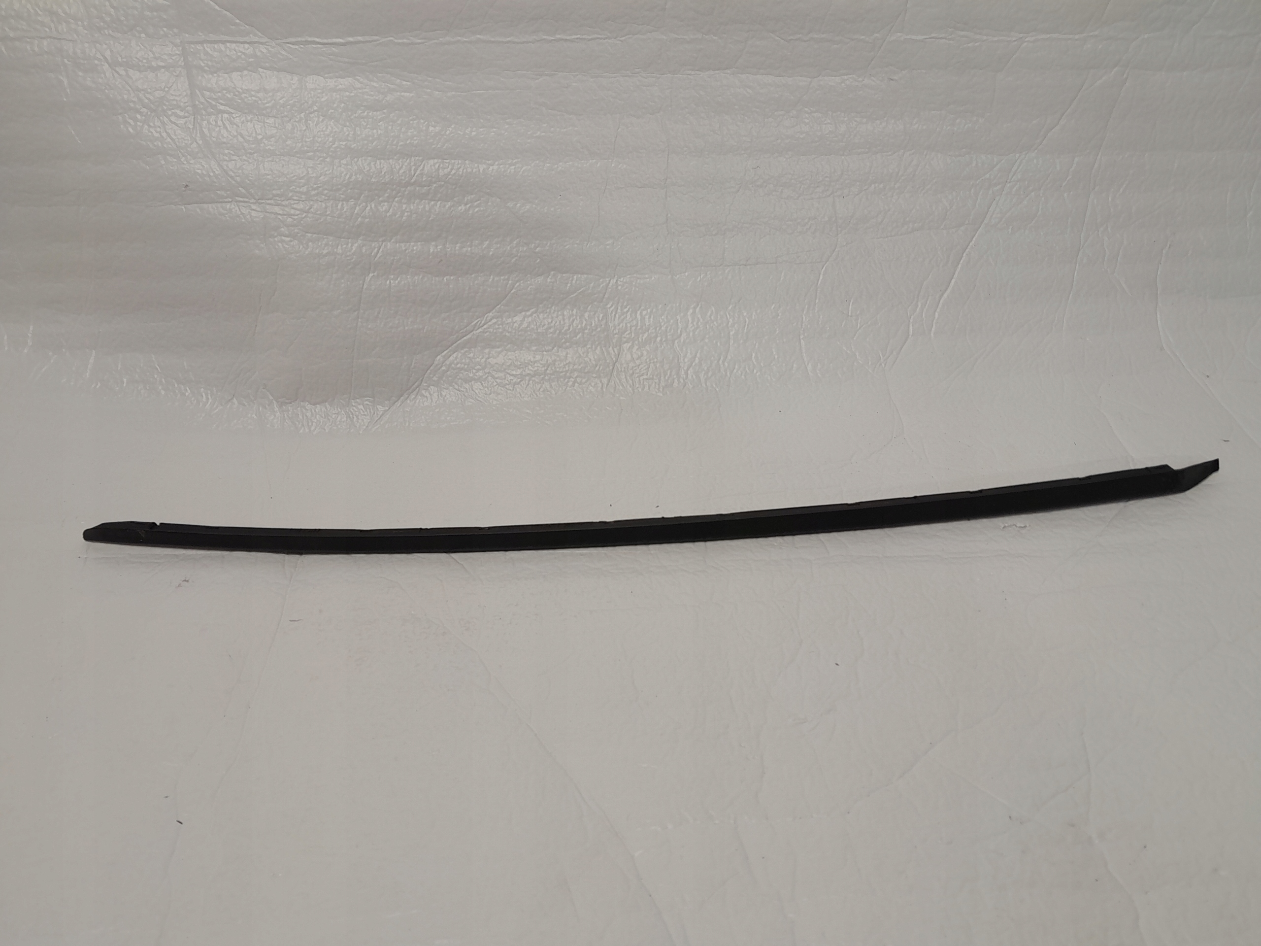 AUDI A4 B9 LIFT moulding windows CZOLOWEJ left 8W0854327C