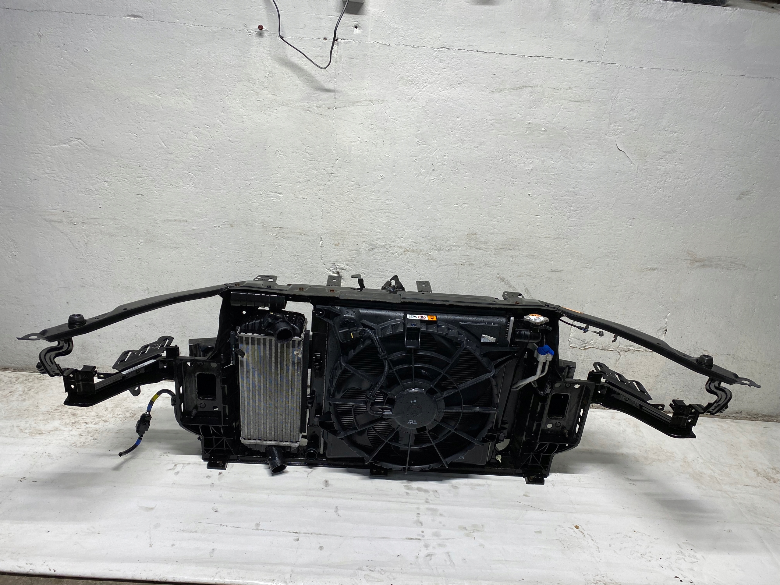 KIA OPTIMA III CRDI support panel for radiators sider radiator