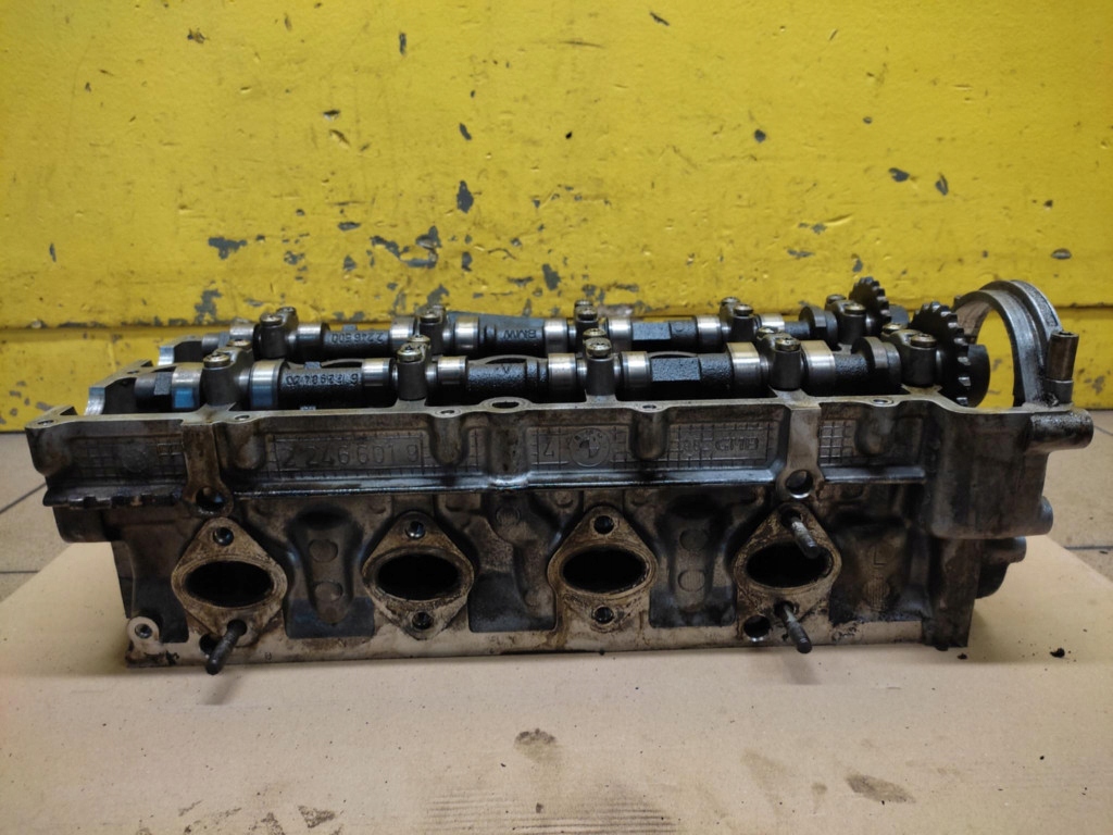 BMW E46 2.0 D TESTATA Motore 22466019