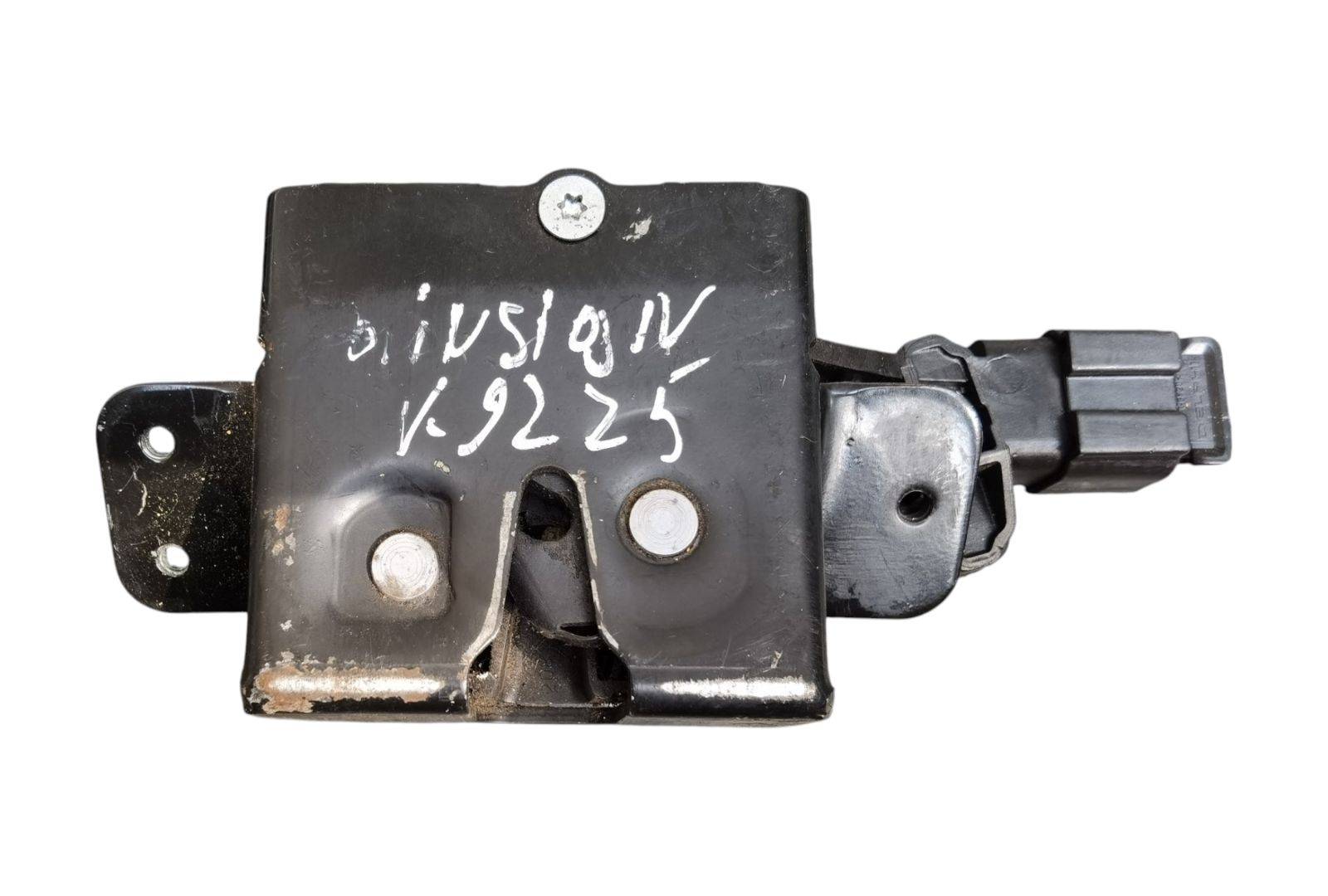 lock bonnet boot Opel Insignia A 2011 13581405
