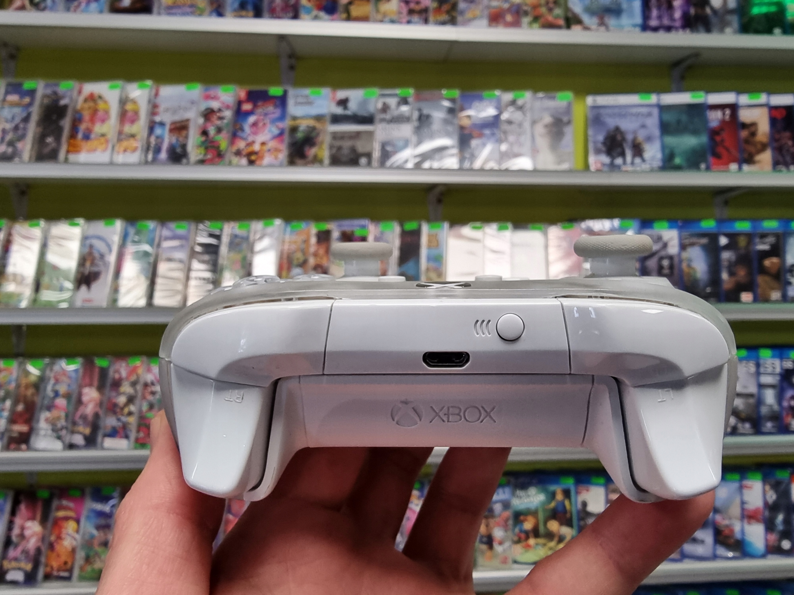 103. PAD KONTROLER XBOX ONE SERIES S X PC PHANTOM WHITE LIMITED Kolor biały